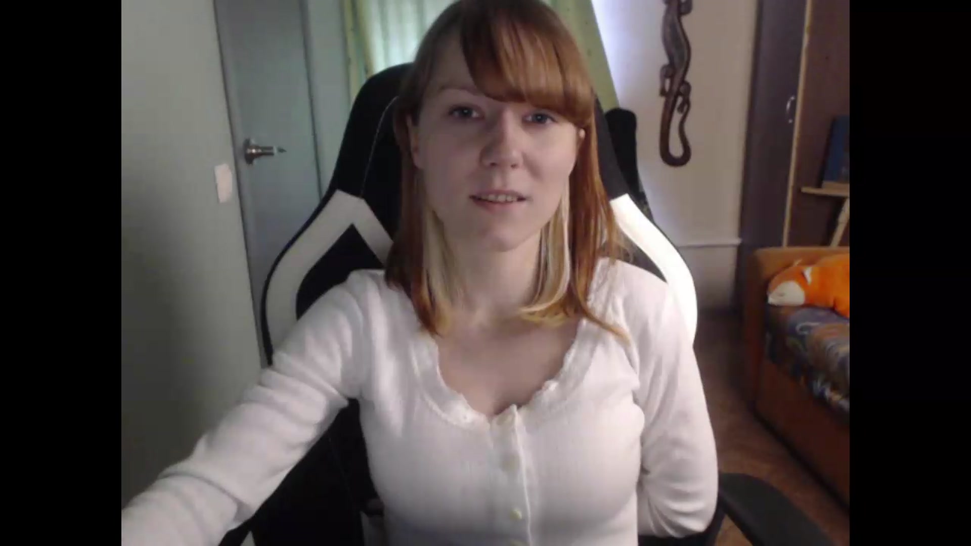 Gallery image thumbnail from NikiFoks18's myfreecams stream on, 06/08/2026, 06:18 image 15 of 20