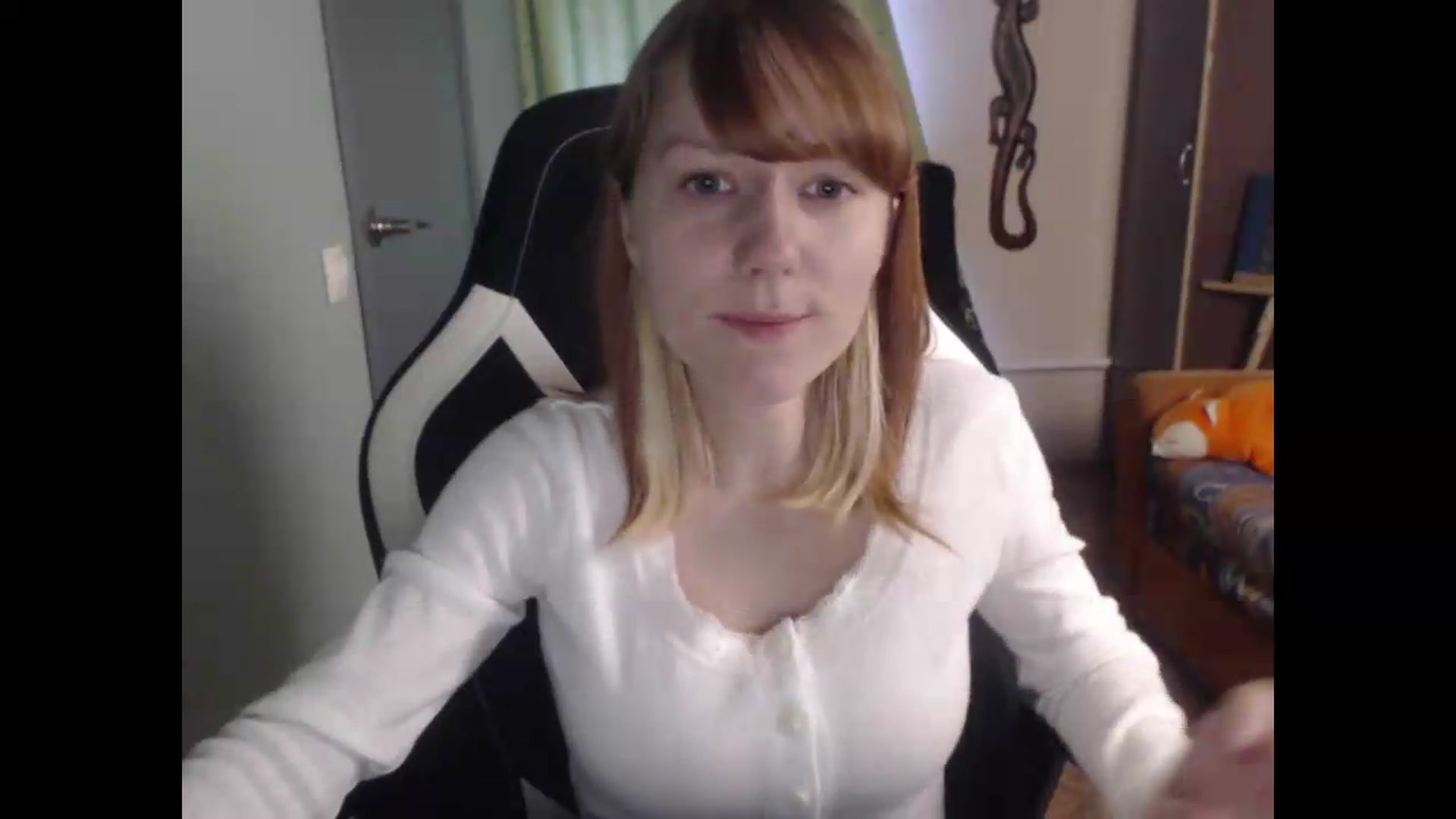 Gallery image thumbnail from NikiFoks18's myfreecams stream on, 06/08/2026, 08:30 image 20 of 20