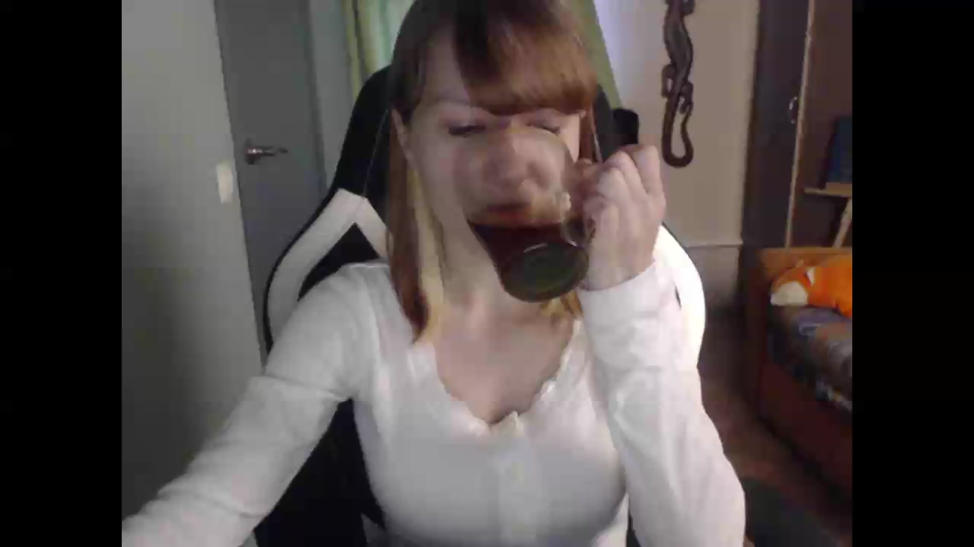 Gallery image thumbnail from NikiFoks18's myfreecams stream on, 06/08/2026, 08:30 image 1 of 20