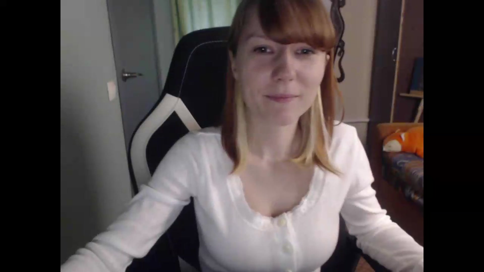Gallery image thumbnail from NikiFoks18's myfreecams stream on, 06/08/2026, 08:30 image 7 of 20