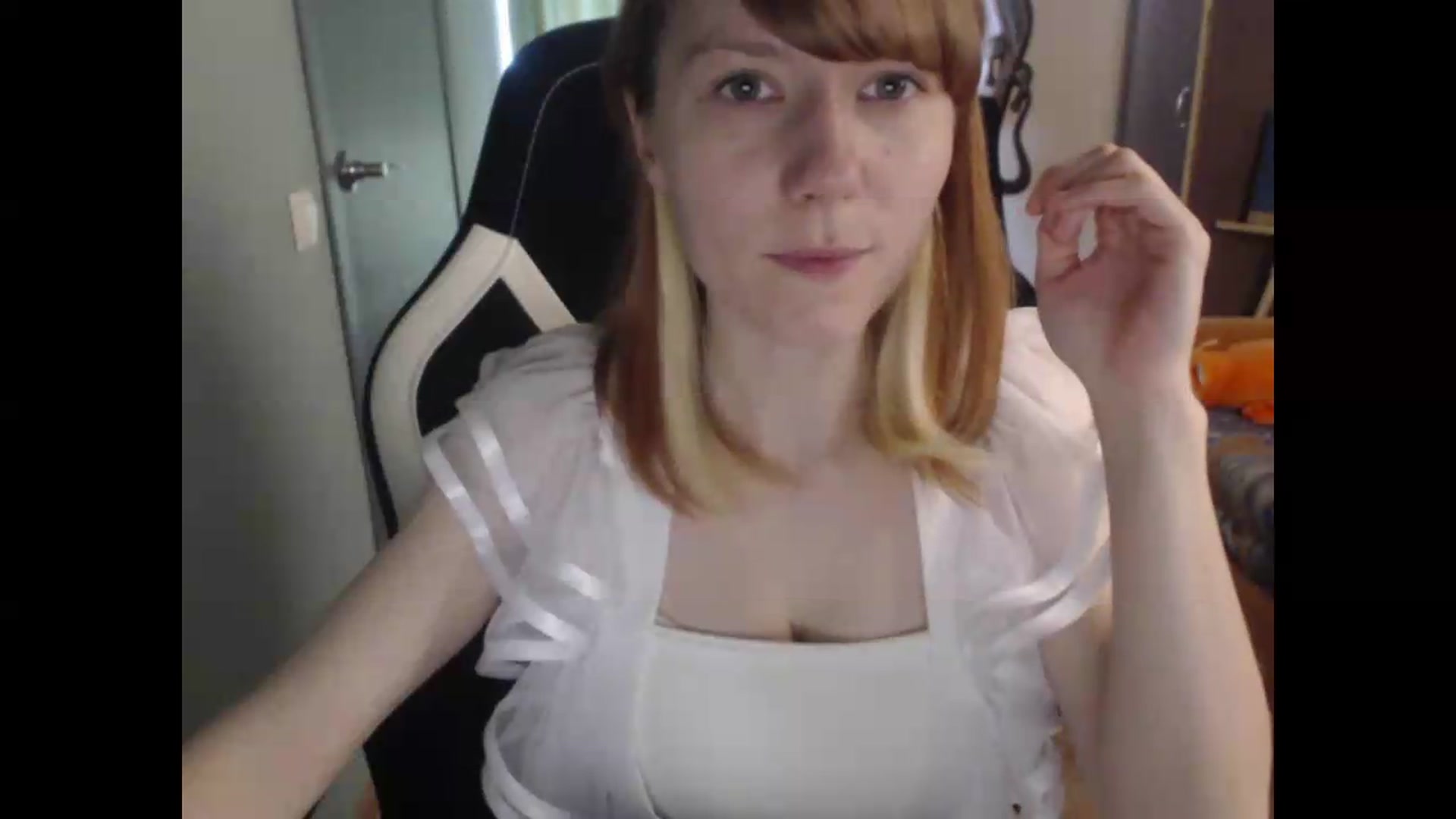 Gallery image thumbnail from NikiFoks18's myfreecams stream on, 06/24/2026, 06:19 image 13 of 20