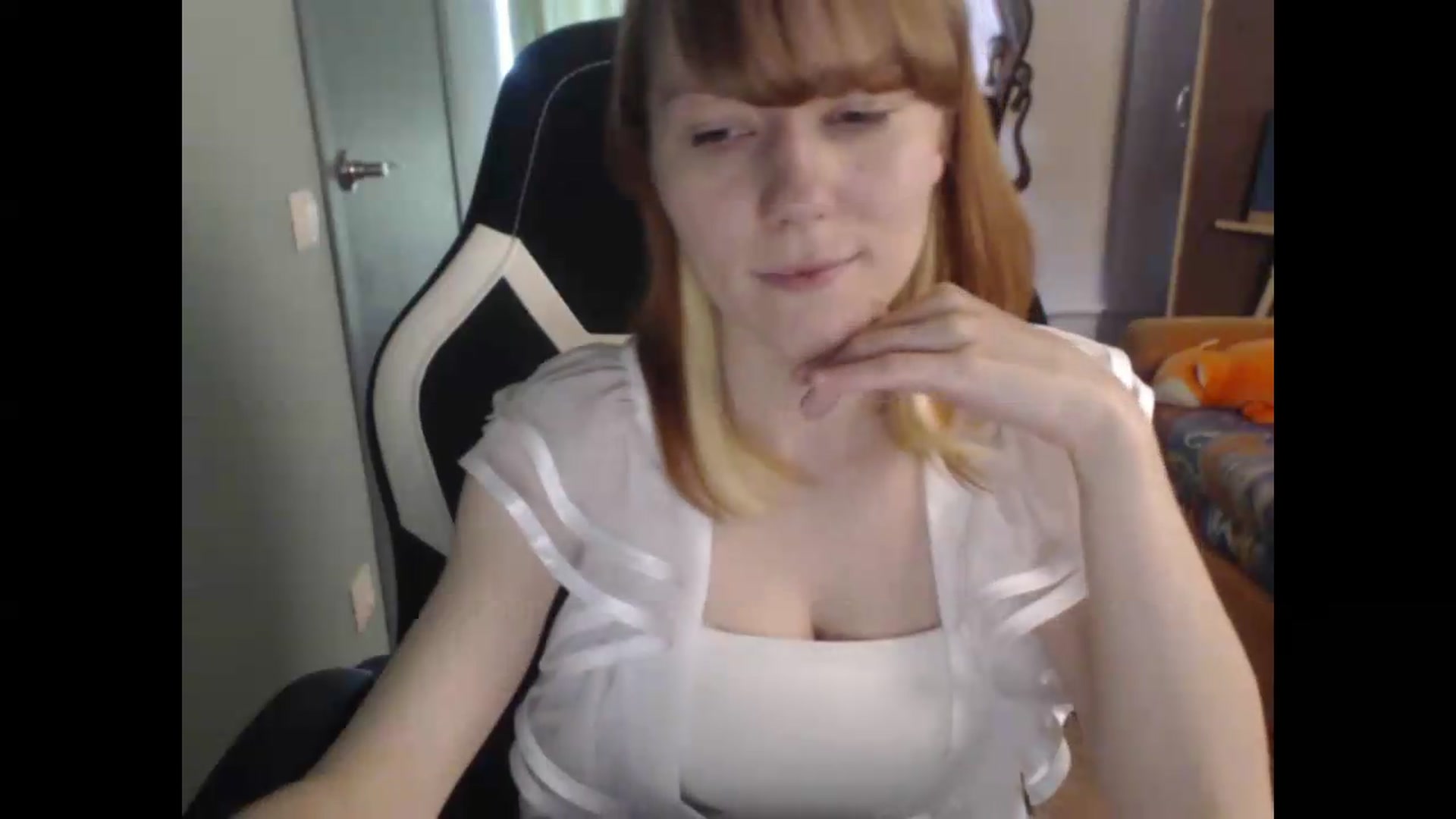 Gallery image thumbnail from NikiFoks18's myfreecams stream on, 06/24/2026, 06:19 image 10 of 20