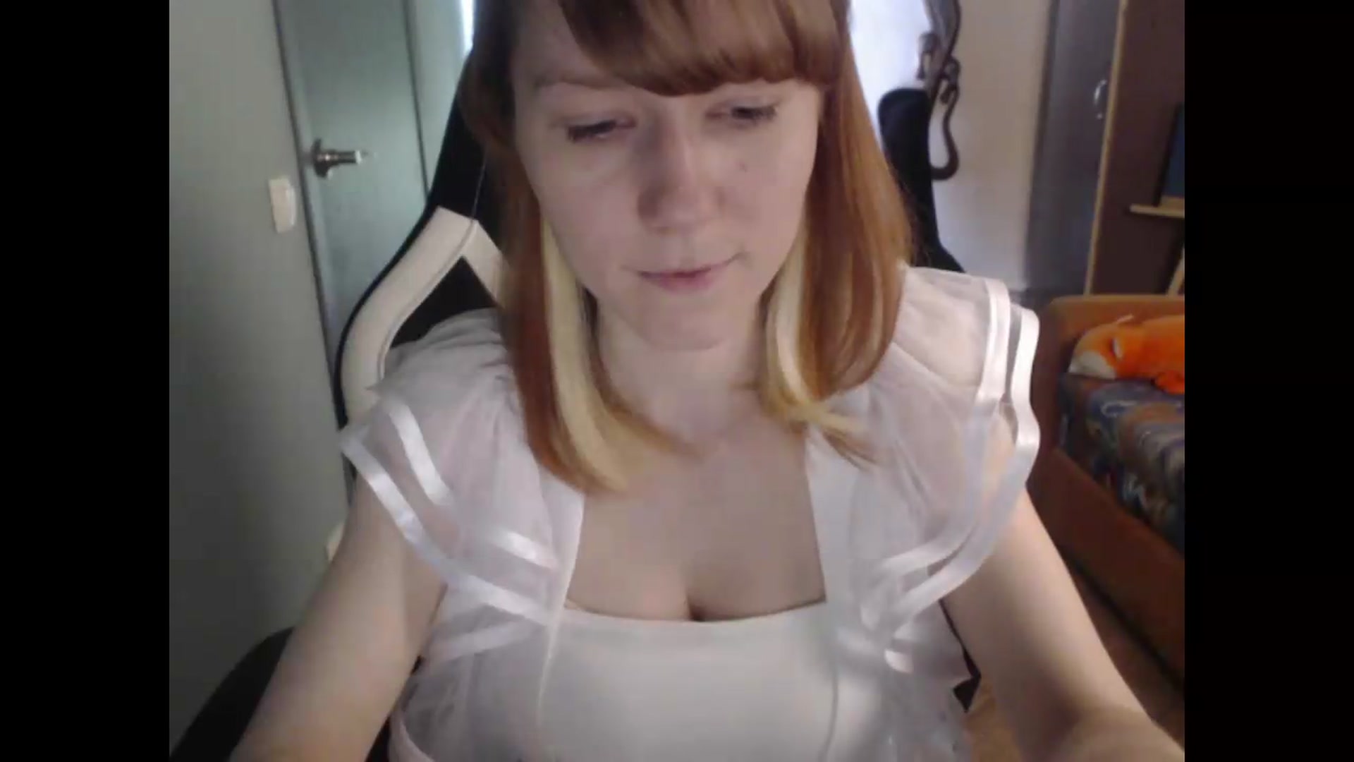 Gallery image thumbnail from NikiFoks18's myfreecams stream on, 06/24/2026, 06:19 image 4 of 20