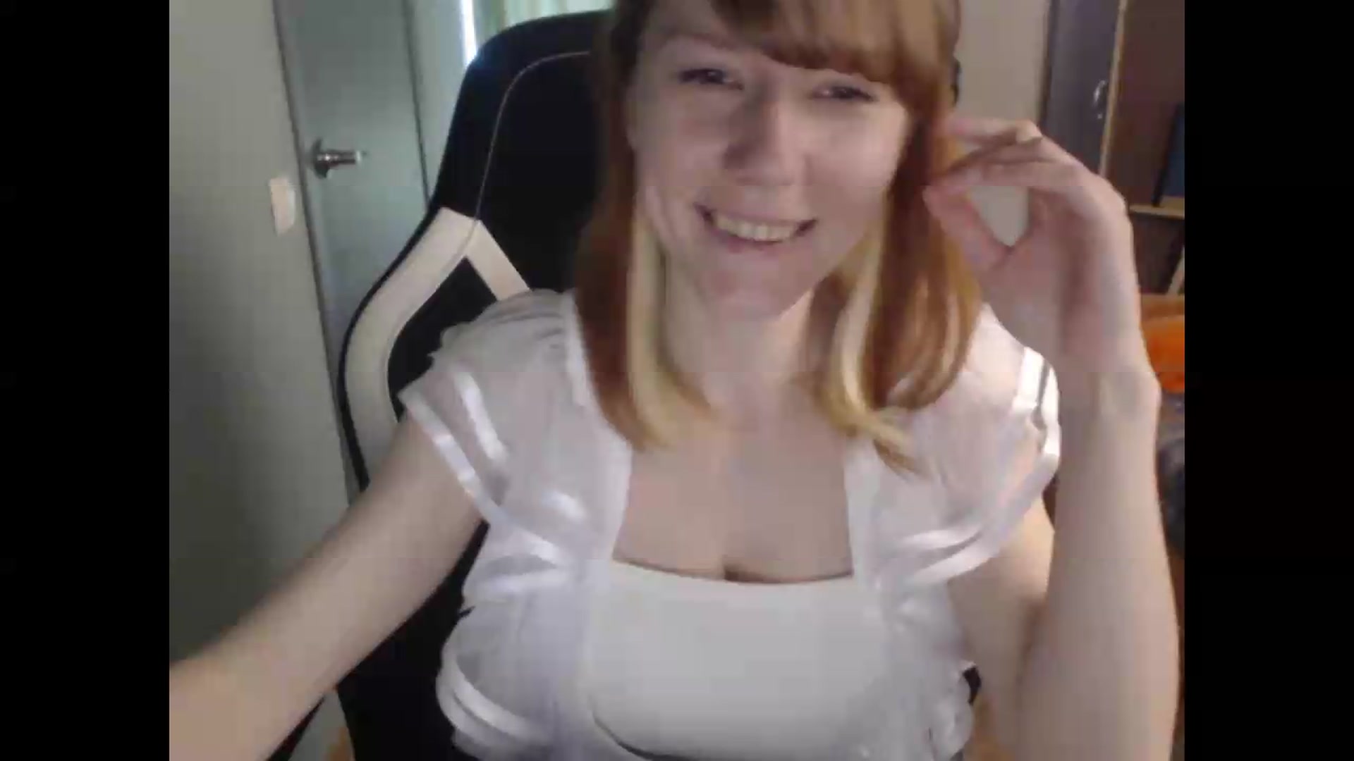 Gallery image thumbnail from NikiFoks18's myfreecams stream on, 06/24/2026, 06:19 image 7 of 20