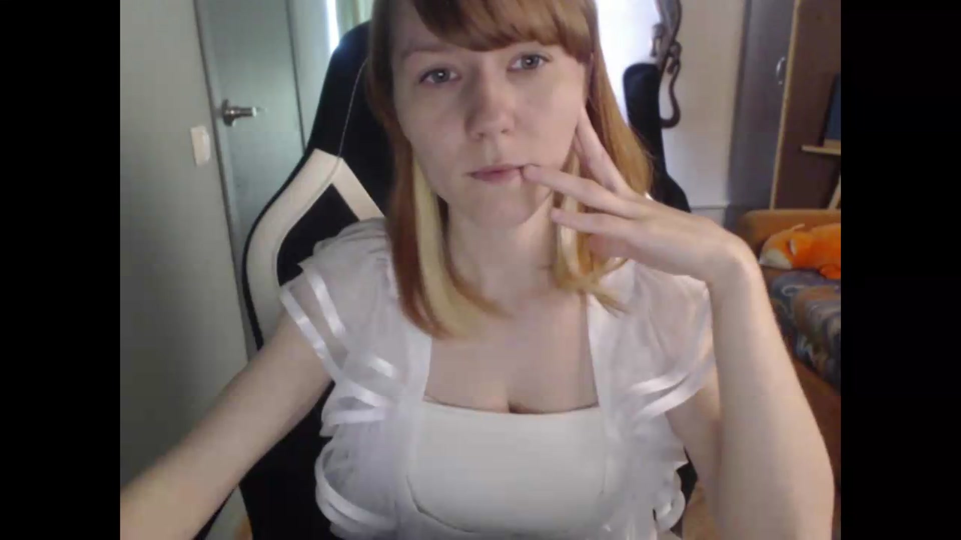 Gallery image thumbnail from NikiFoks18's myfreecams stream on, 06/24/2026, 06:19 image 3 of 20