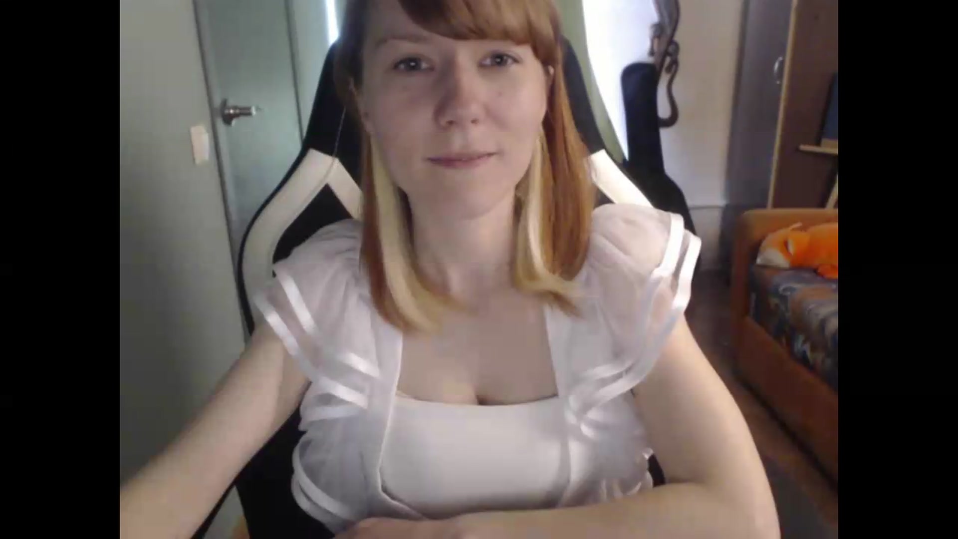 Gallery image thumbnail from NikiFoks18's myfreecams stream on, 06/24/2026, 06:19 image 16 of 20