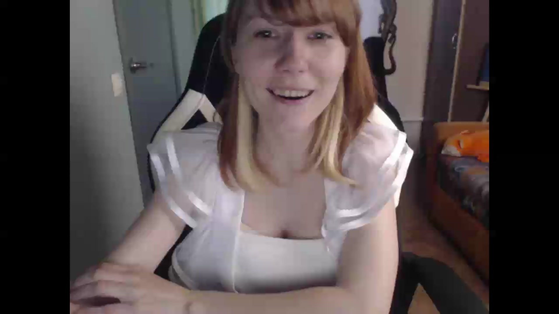 Gallery image thumbnail from NikiFoks18's myfreecams stream on, 06/24/2026, 07:10 image 19 of 20