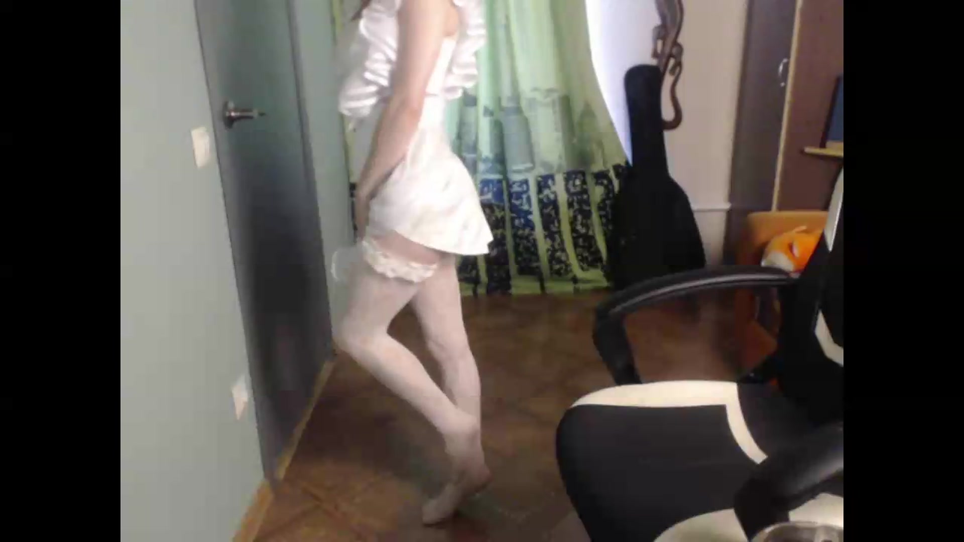 Gallery image thumbnail from NikiFoks18's myfreecams stream on, 06/24/2026, 07:42 image 14 of 20