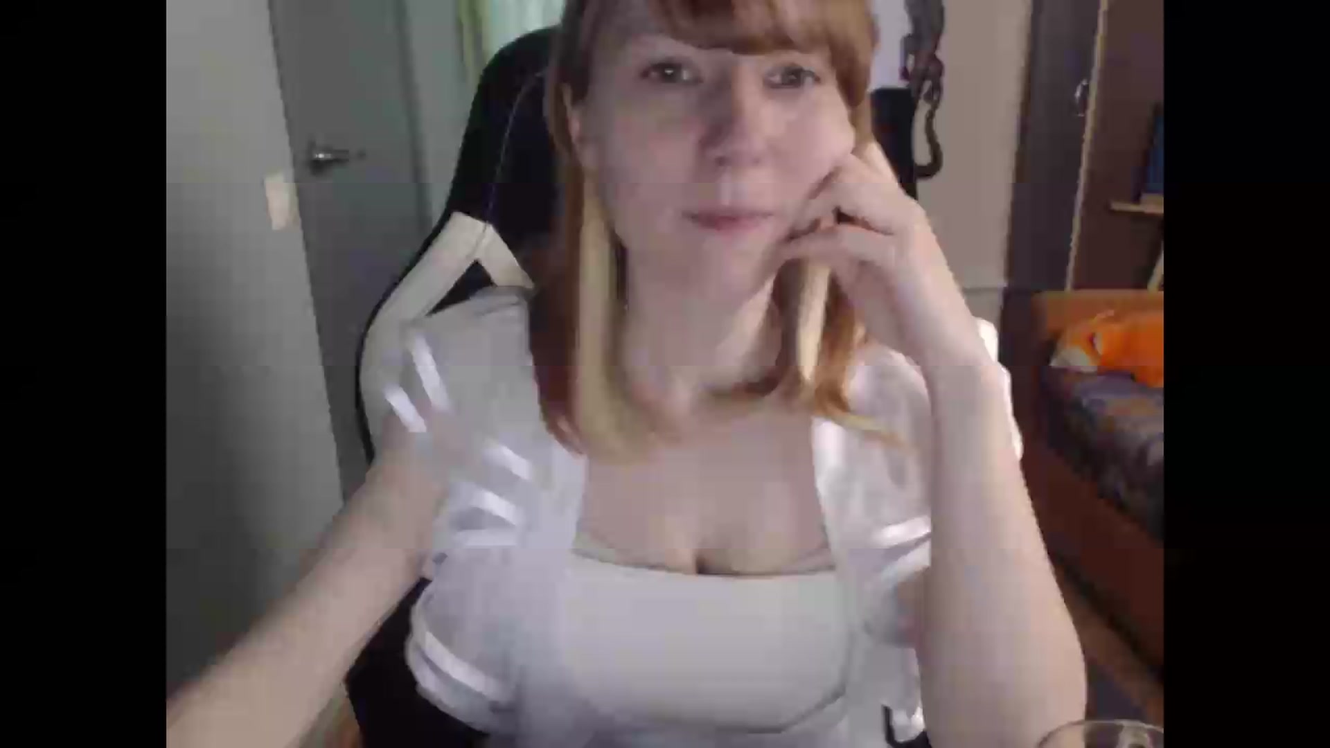 Gallery image thumbnail from NikiFoks18's myfreecams stream on, 06/24/2026, 07:42 image 6 of 20
