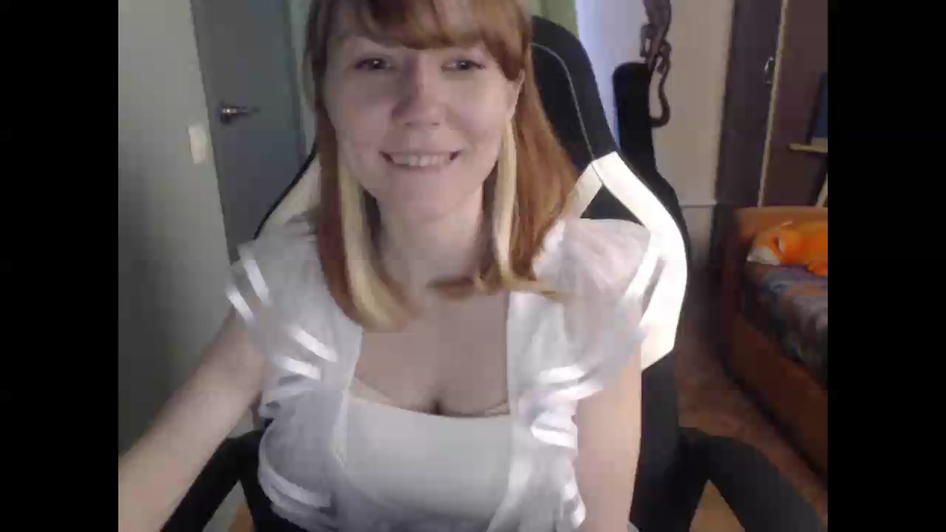 Gallery image thumbnail from NikiFoks18's myfreecams stream on, 06/24/2026, 07:42 image 1 of 20