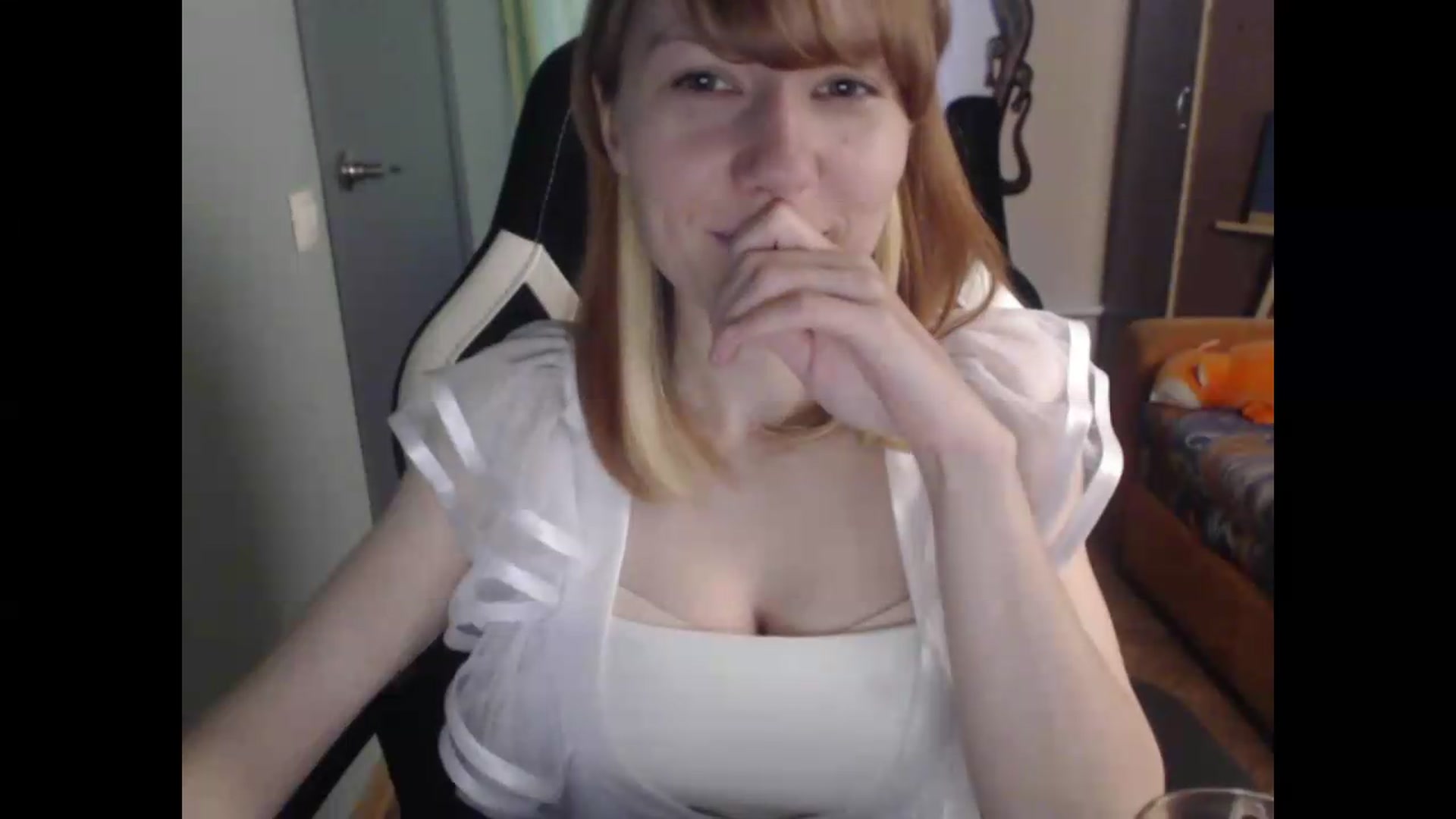 Gallery image thumbnail from NikiFoks18's myfreecams stream on, 06/24/2026, 07:42 image 10 of 20