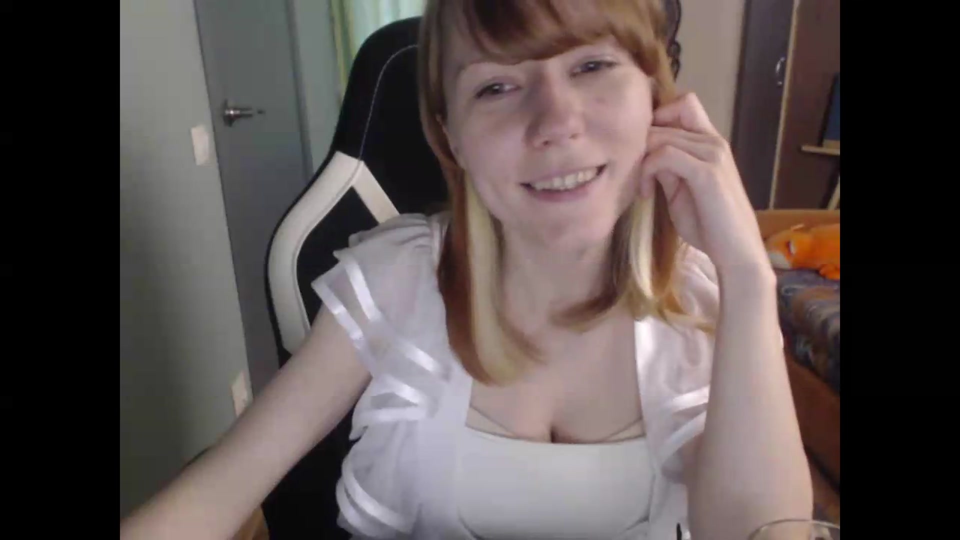 Gallery image thumbnail from NikiFoks18's myfreecams stream on, 06/24/2026, 07:42 image 7 of 20
