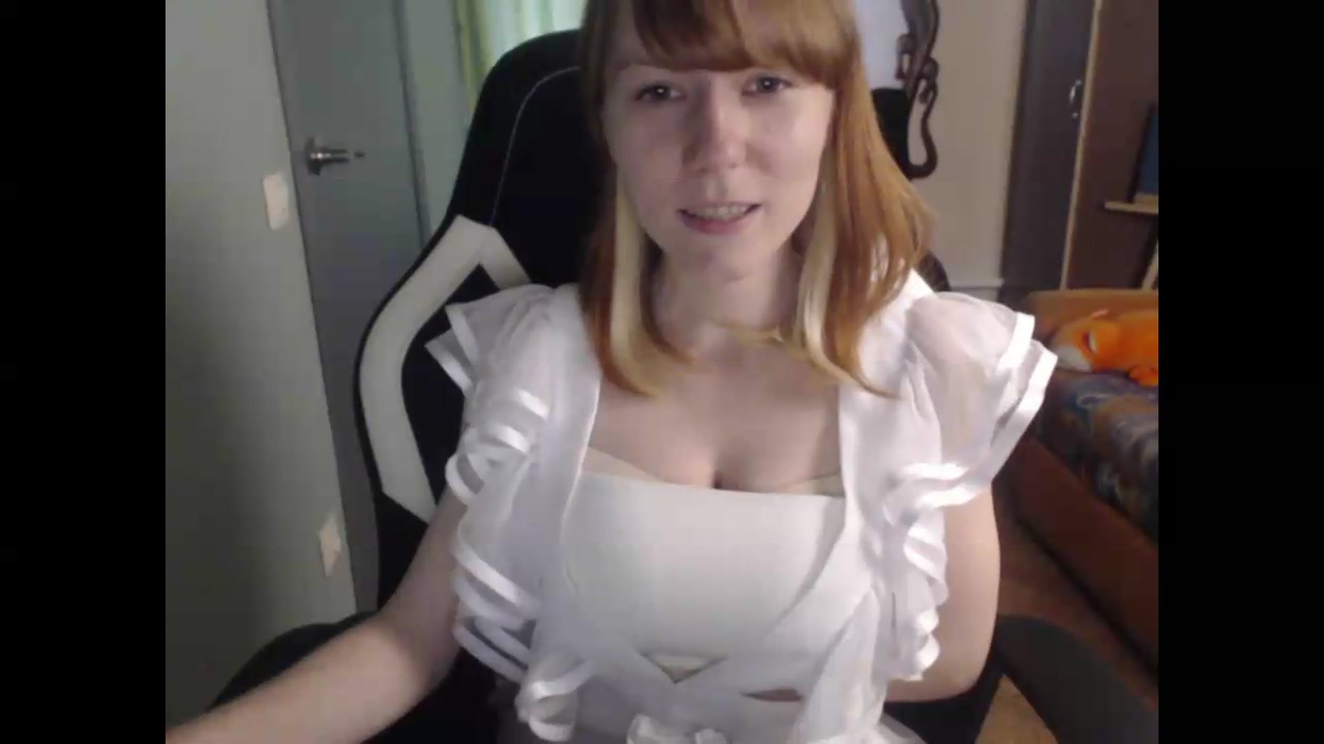 Gallery image thumbnail from NikiFoks18's myfreecams stream on, 06/24/2026, 09:04 image 15 of 20