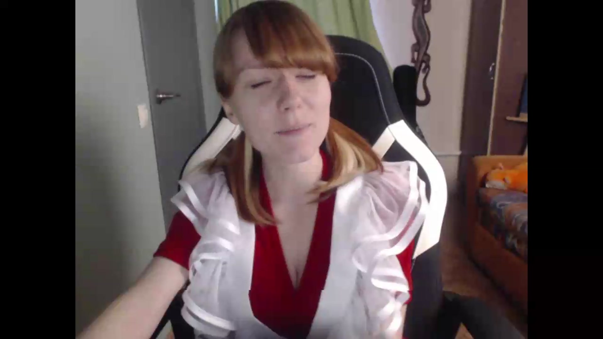 Gallery image thumbnail from NikiFoks18's myfreecams stream on, 06/25/2026, 09:13 image 2 of 20