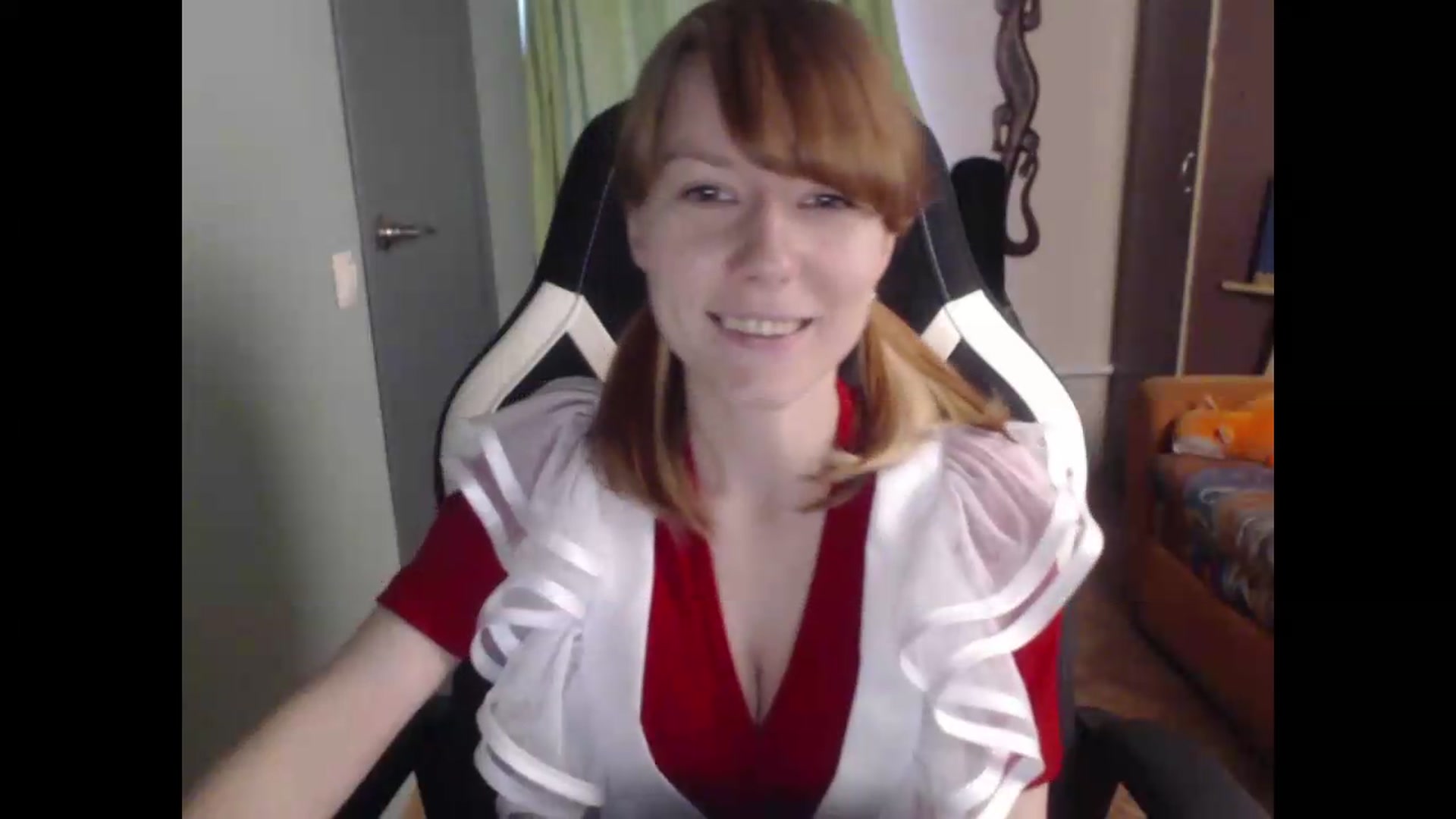 Gallery image thumbnail from NikiFoks18's myfreecams stream on, 06/25/2026, 09:13 image 4 of 20