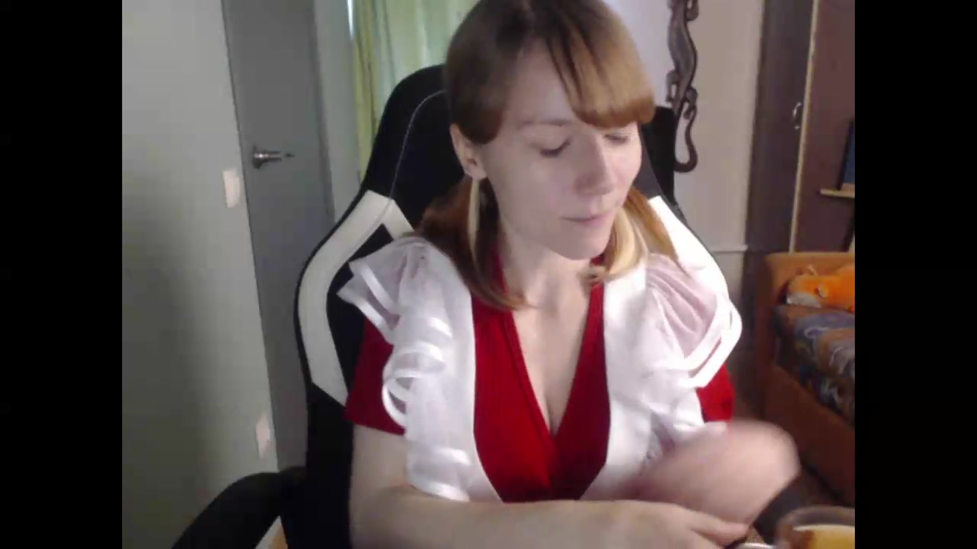 Gallery image thumbnail from NikiFoks18's myfreecams stream on, 06/25/2026, 09:13 image 8 of 20