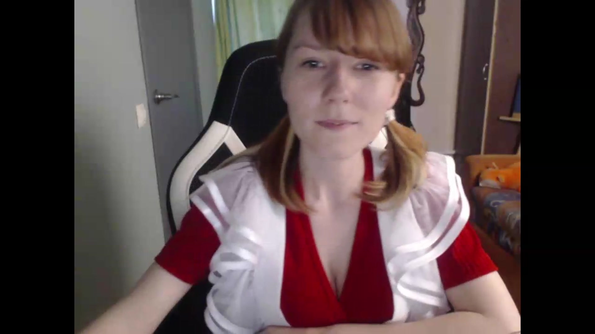 Gallery image thumbnail from NikiFoks18's myfreecams stream on, 06/25/2026, 13:28 image 17 of 20