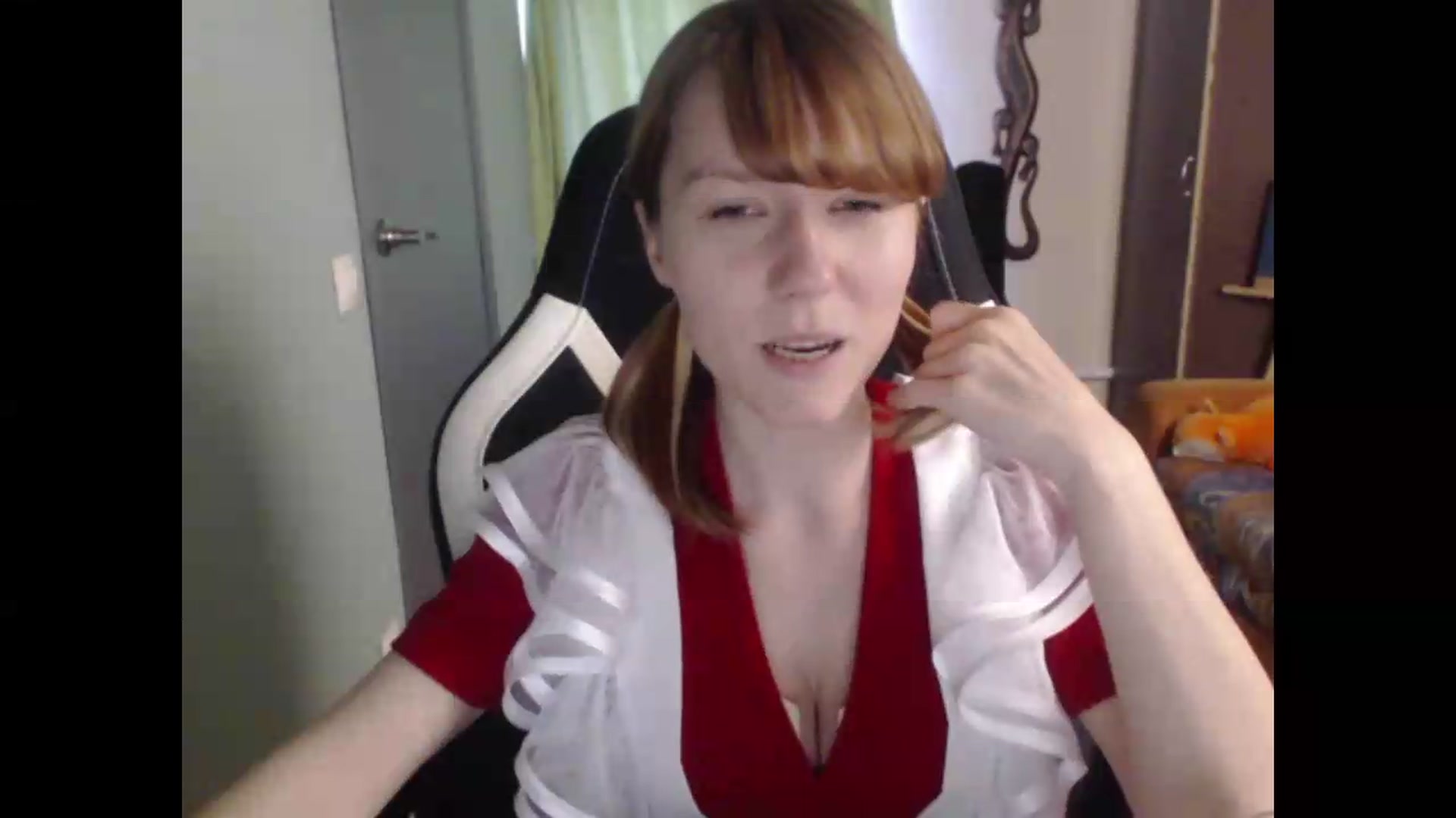 Gallery image thumbnail from NikiFoks18's myfreecams stream on, 06/25/2026, 13:28 image 16 of 20