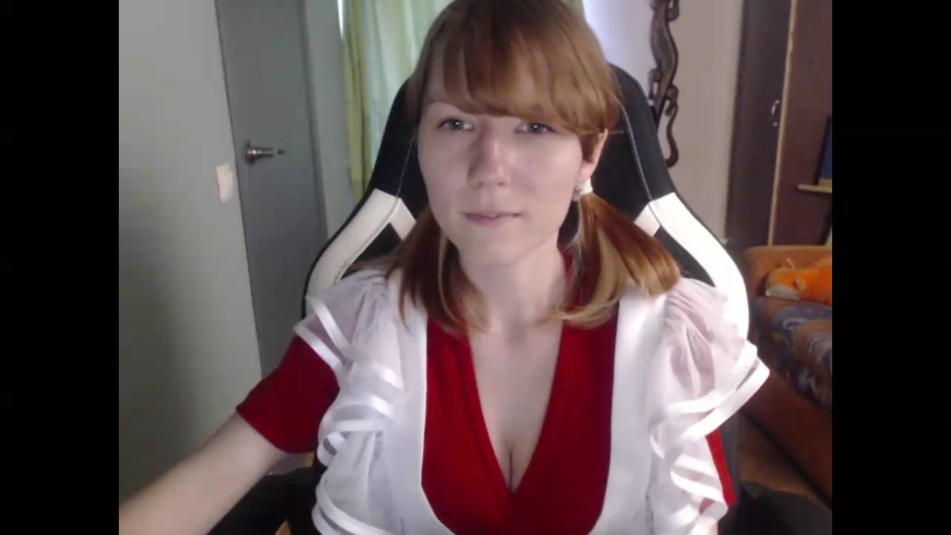 Gallery image thumbnail from NikiFoks18's myfreecams stream on, 06/25/2026, 13:28 image 10 of 20