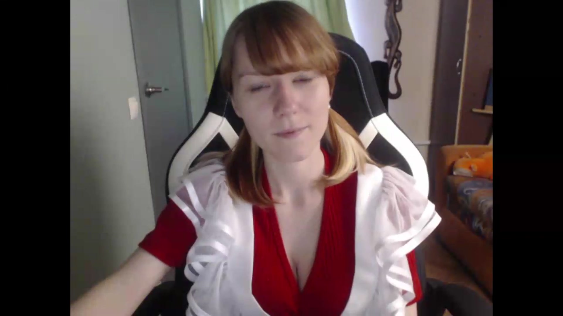 Gallery image thumbnail from NikiFoks18's myfreecams stream on, 06/25/2026, 13:28 image 6 of 20