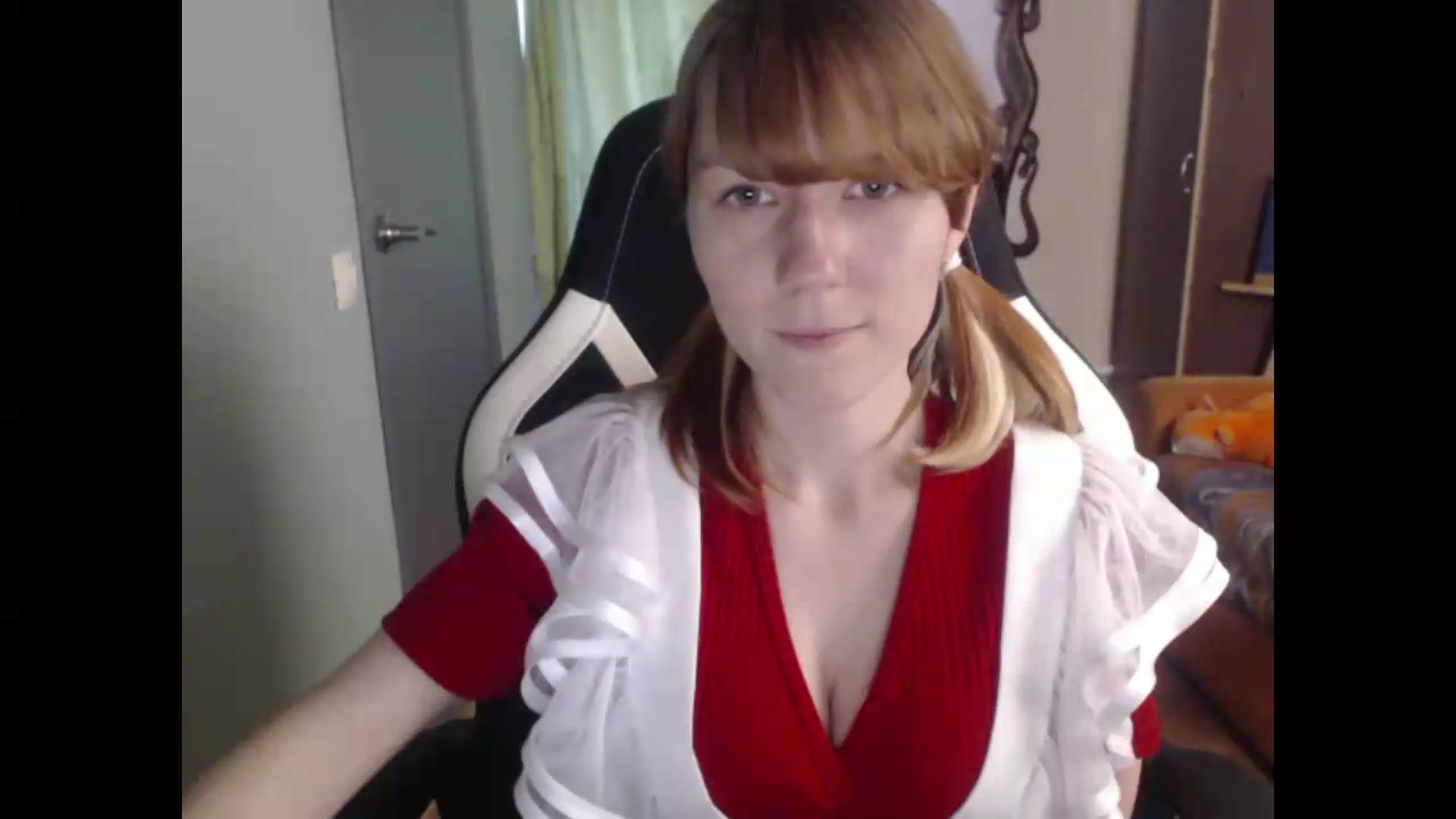 Gallery image thumbnail from NikiFoks18's myfreecams stream on, 06/25/2026, 13:28 image 9 of 20