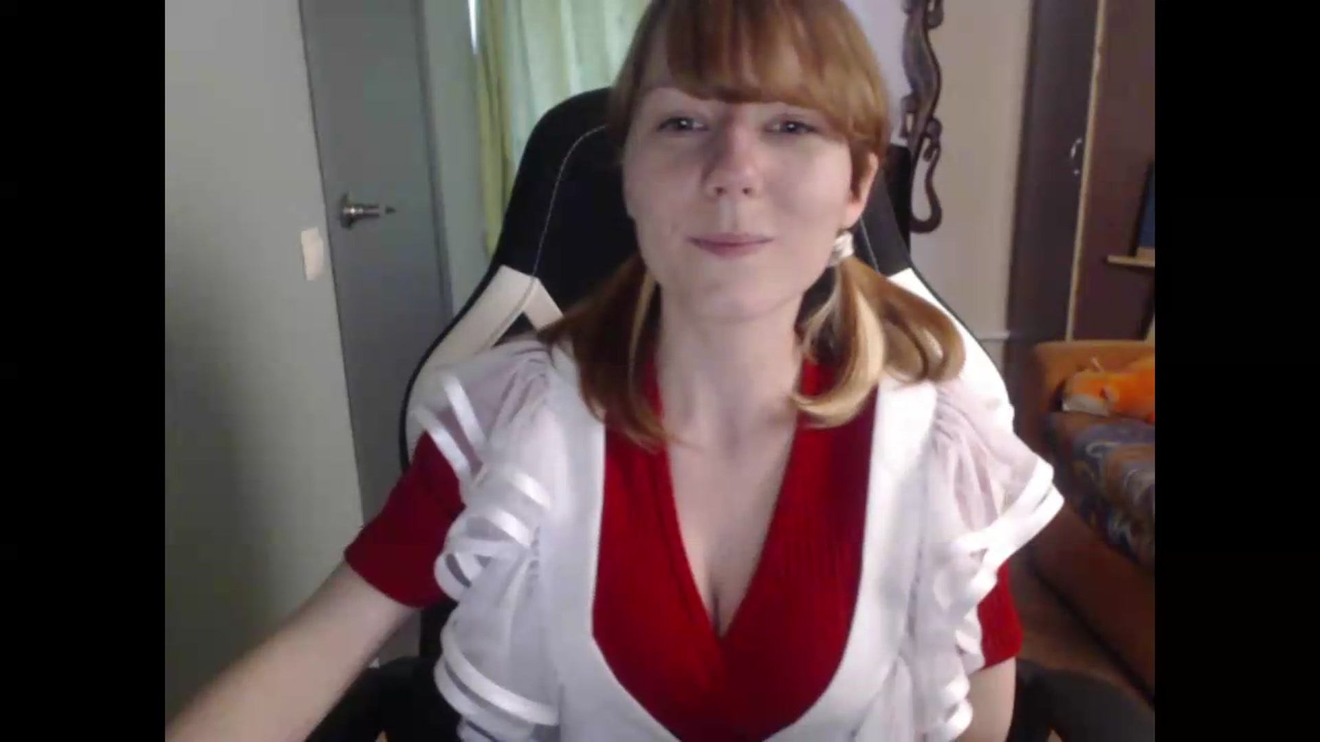 Gallery image thumbnail from NikiFoks18's myfreecams stream on, 06/25/2026, 13:28 image 8 of 20
