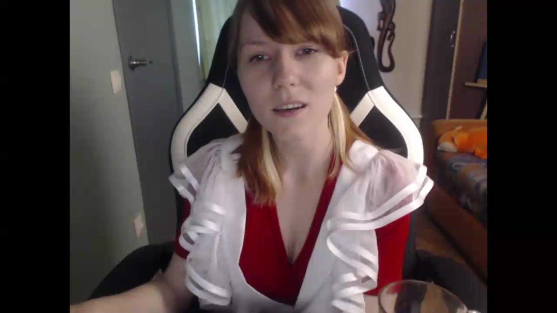 Gallery image thumbnail from NikiFoks18's myfreecams stream on, 06/27/2026, 08:11 image 17 of 20