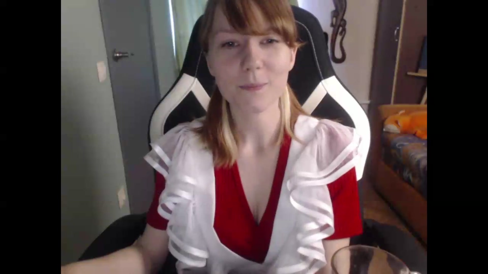 Gallery image thumbnail from NikiFoks18's myfreecams stream on, 06/27/2026, 08:11 image 13 of 20