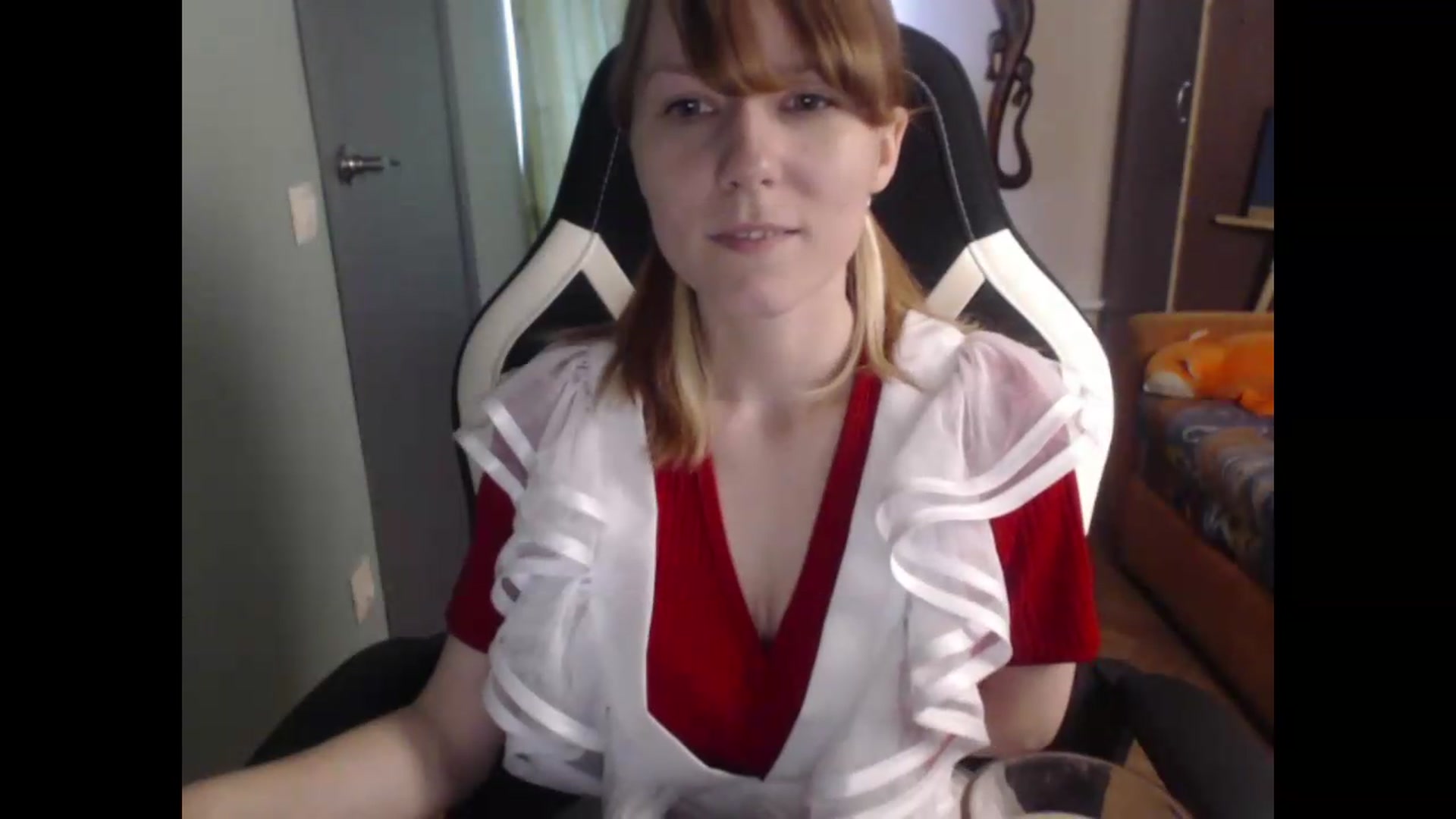Gallery image thumbnail from NikiFoks18's myfreecams stream on, 06/27/2026, 08:11 image 4 of 20