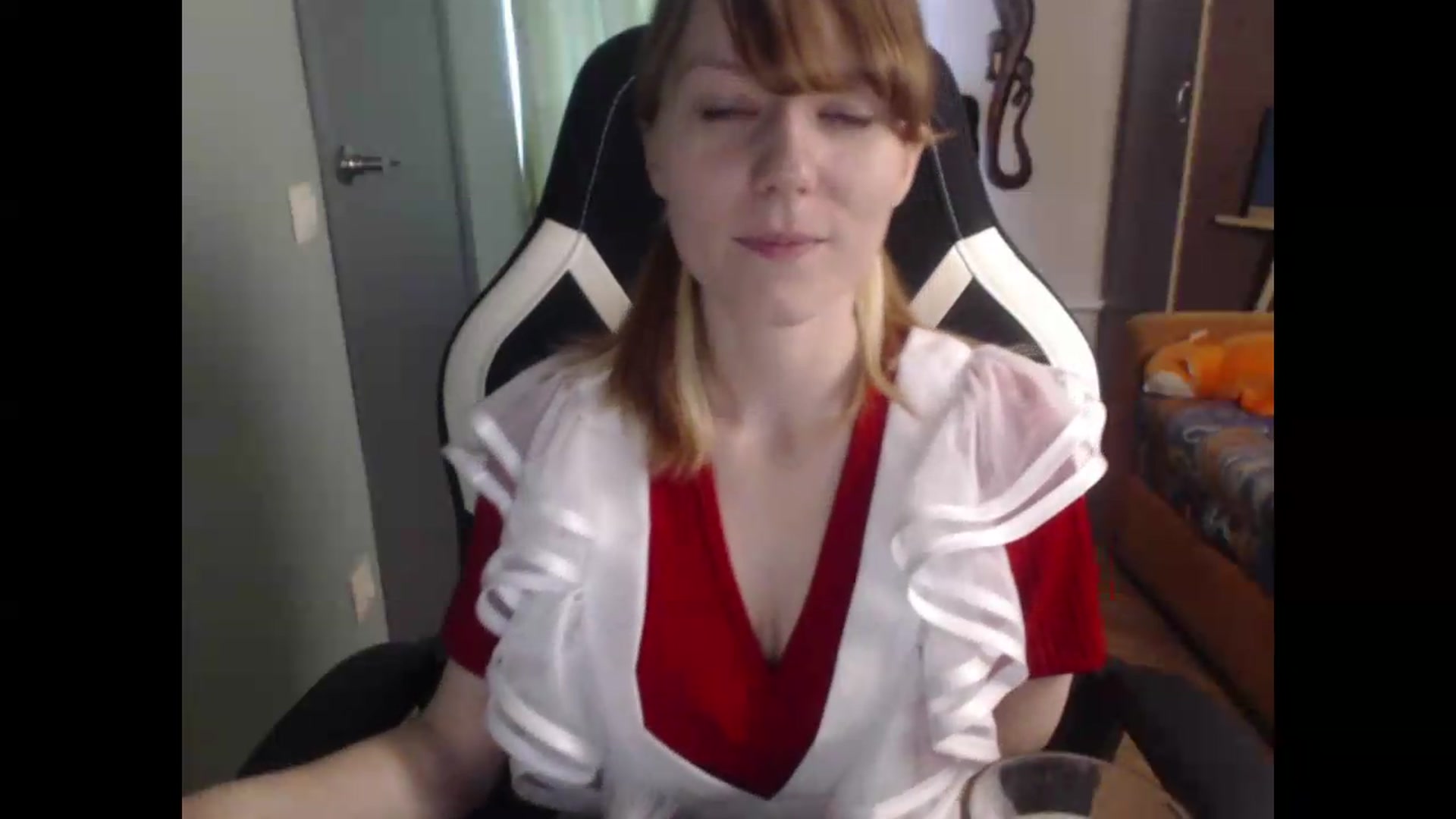 Gallery image thumbnail from NikiFoks18's myfreecams stream on, 06/27/2026, 08:11 image 10 of 20