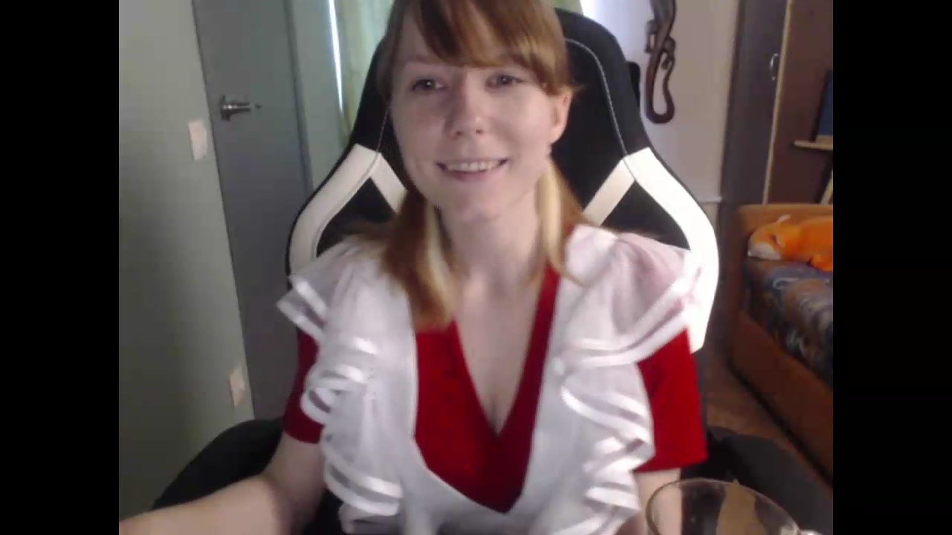 Gallery image thumbnail from NikiFoks18's myfreecams stream on, 06/27/2026, 08:11 image 12 of 20