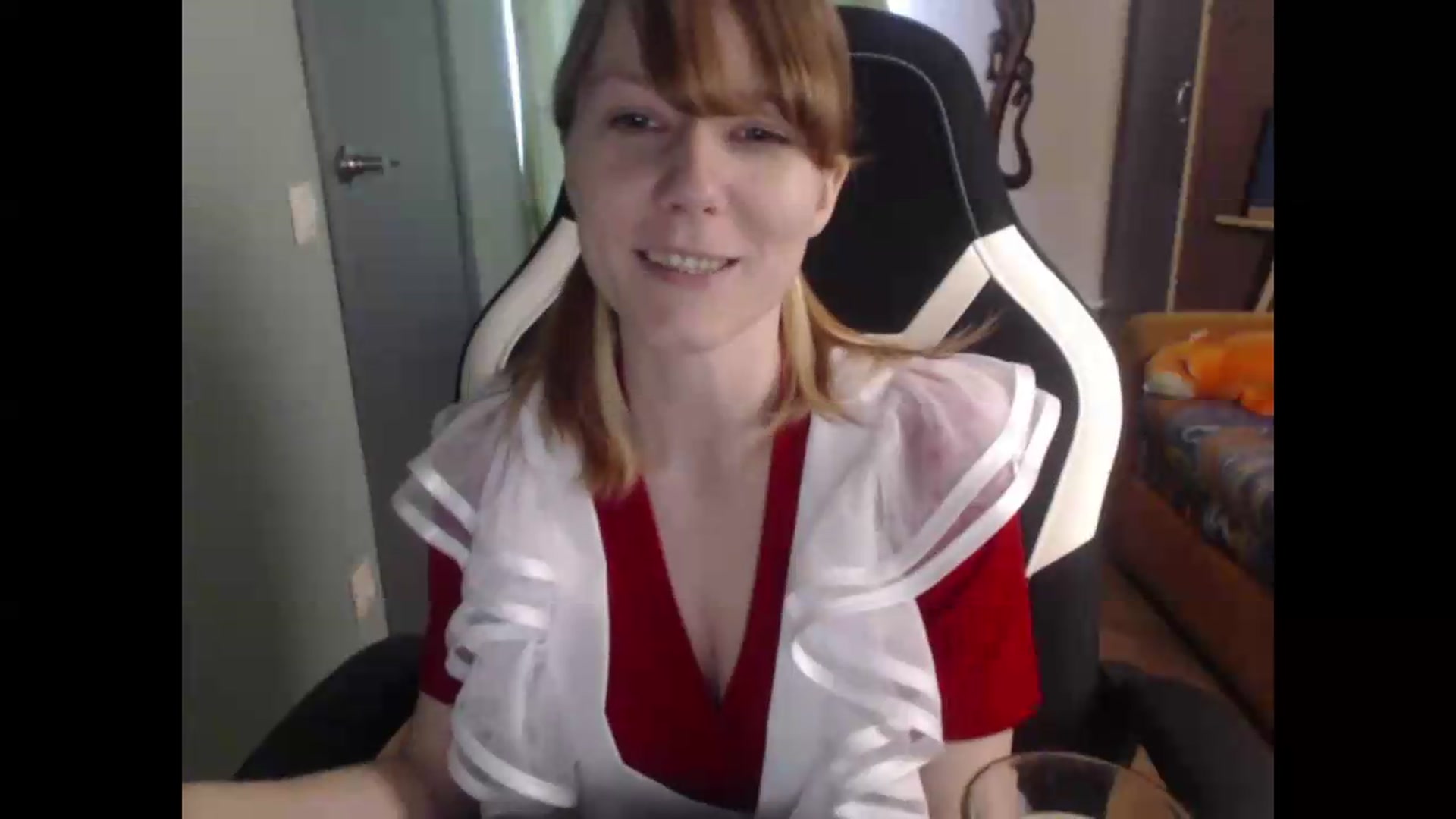 Gallery image thumbnail from NikiFoks18's myfreecams stream on, 06/27/2026, 08:11 image 2 of 20