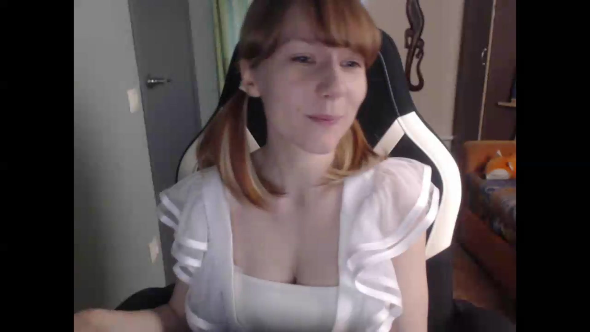 Gallery image thumbnail from NikiFoks18's myfreecams stream on, 06/29/2026, 04:58 image 11 of 20