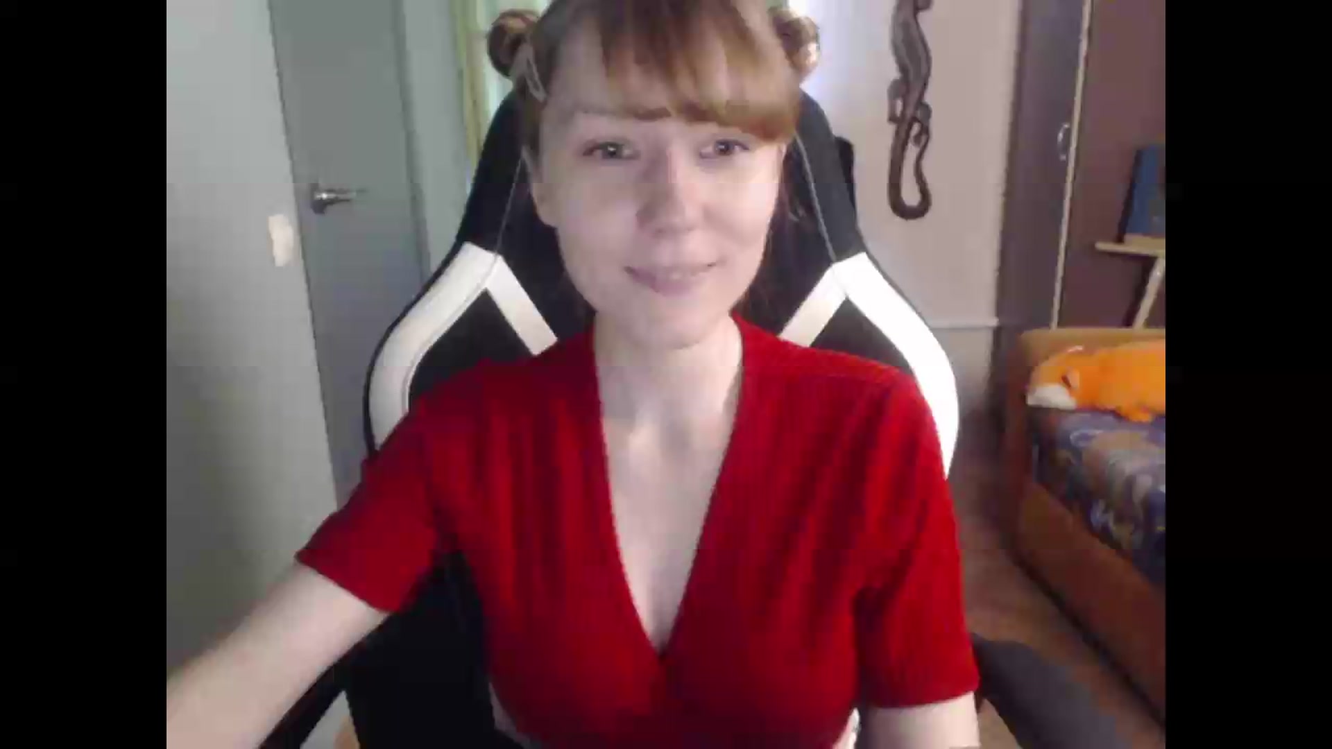 Gallery image thumbnail from NikiFoks18's myfreecams stream on, 07/07/2026, 07:50 image 1 of 20