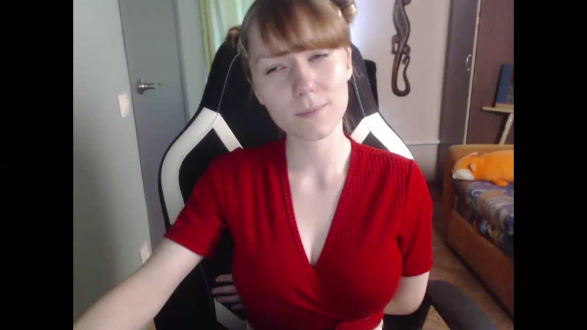 Gallery image thumbnail from NikiFoks18's myfreecams stream on, 07/07/2026, 07:50 image 6 of 20
