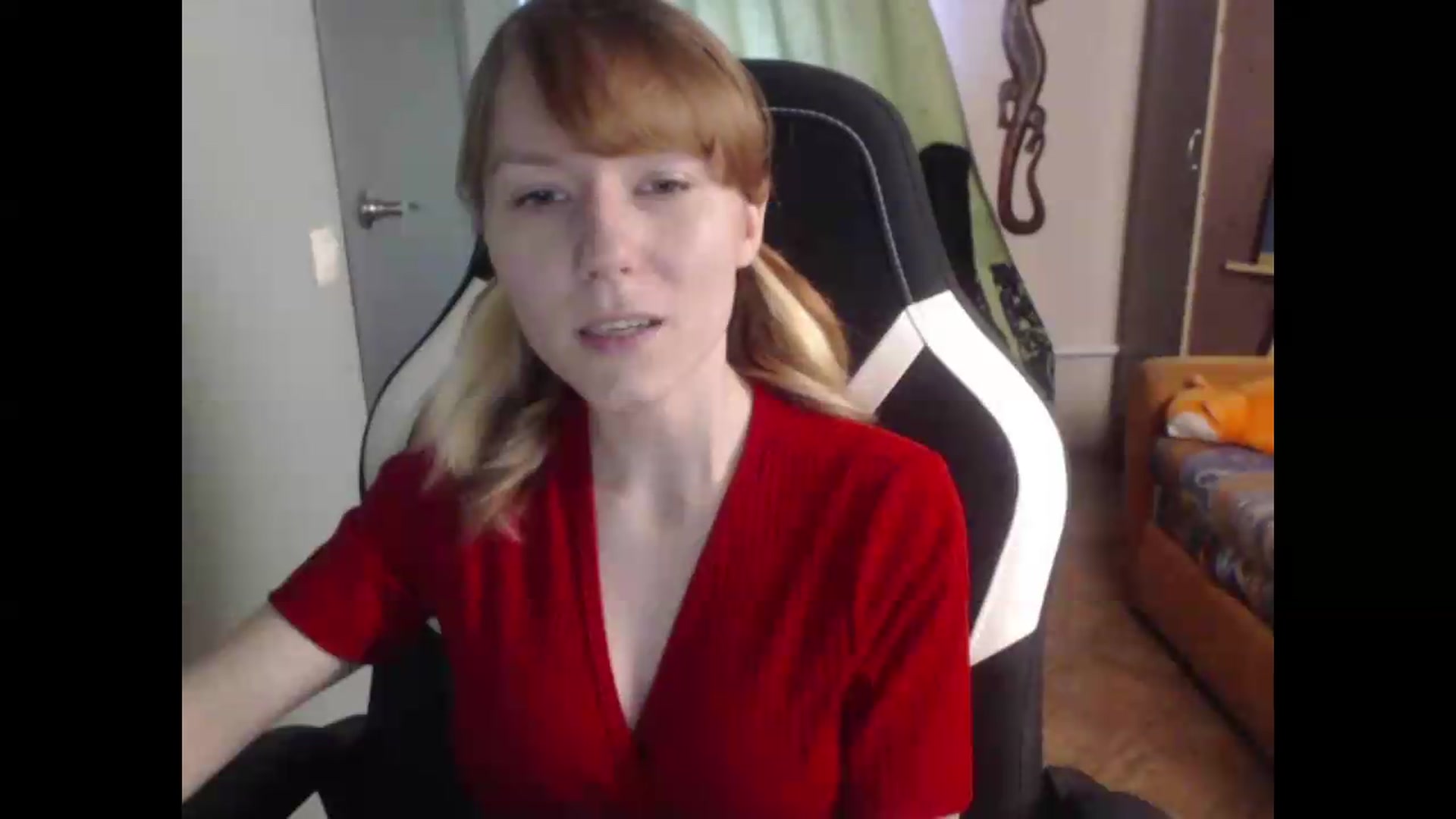 Gallery image thumbnail from NikiFoks18's myfreecams stream on, 07/15/2026, 07:40 image 4 of 20