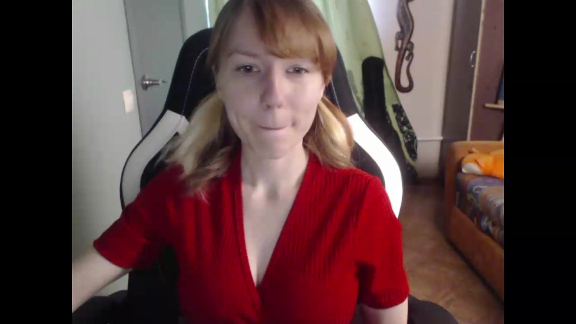 Gallery image thumbnail from NikiFoks18's myfreecams stream on, 07/15/2026, 07:40 image 19 of 20
