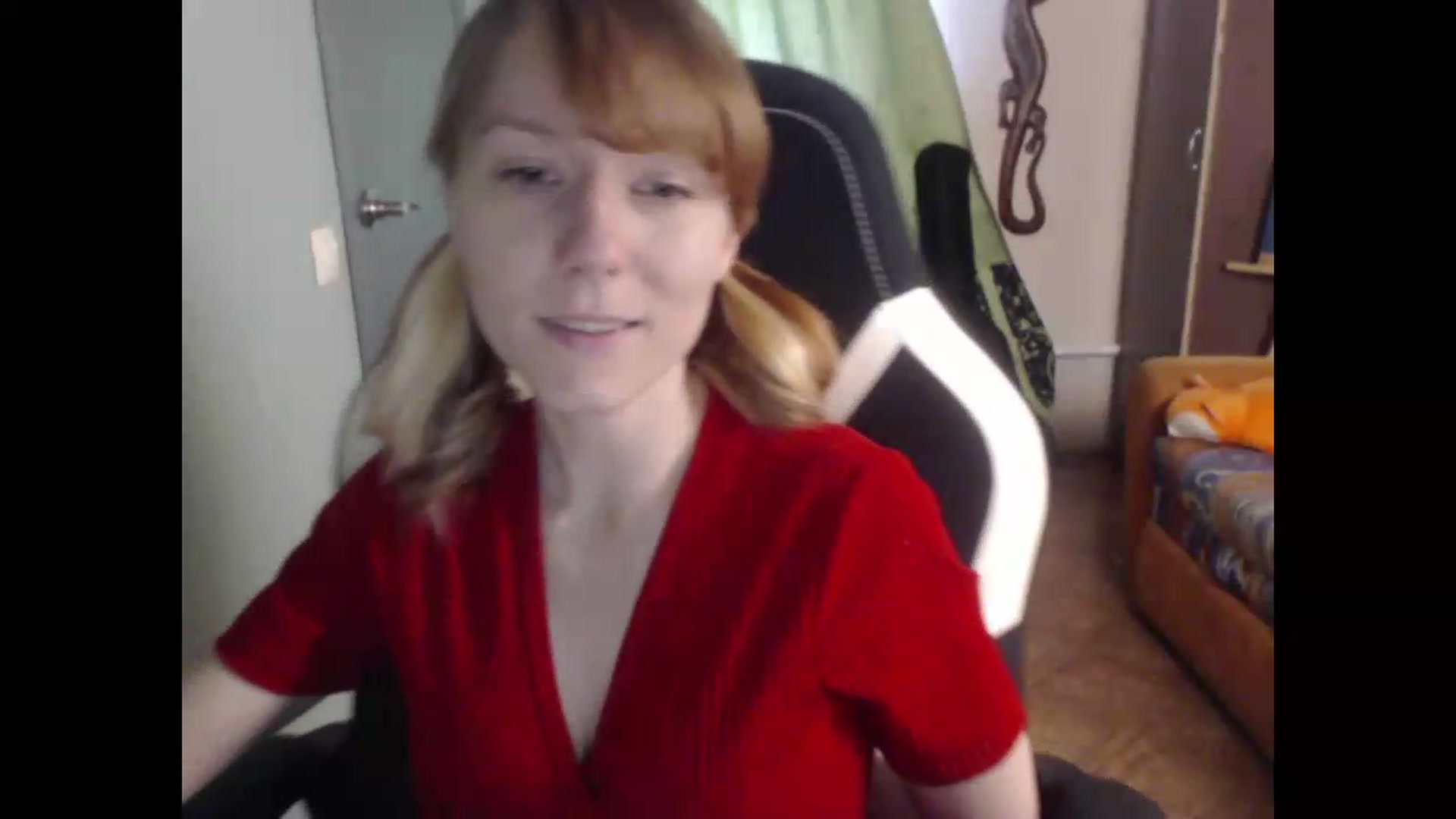 Gallery image thumbnail from NikiFoks18's myfreecams stream on, 07/15/2026, 07:40 image 18 of 20