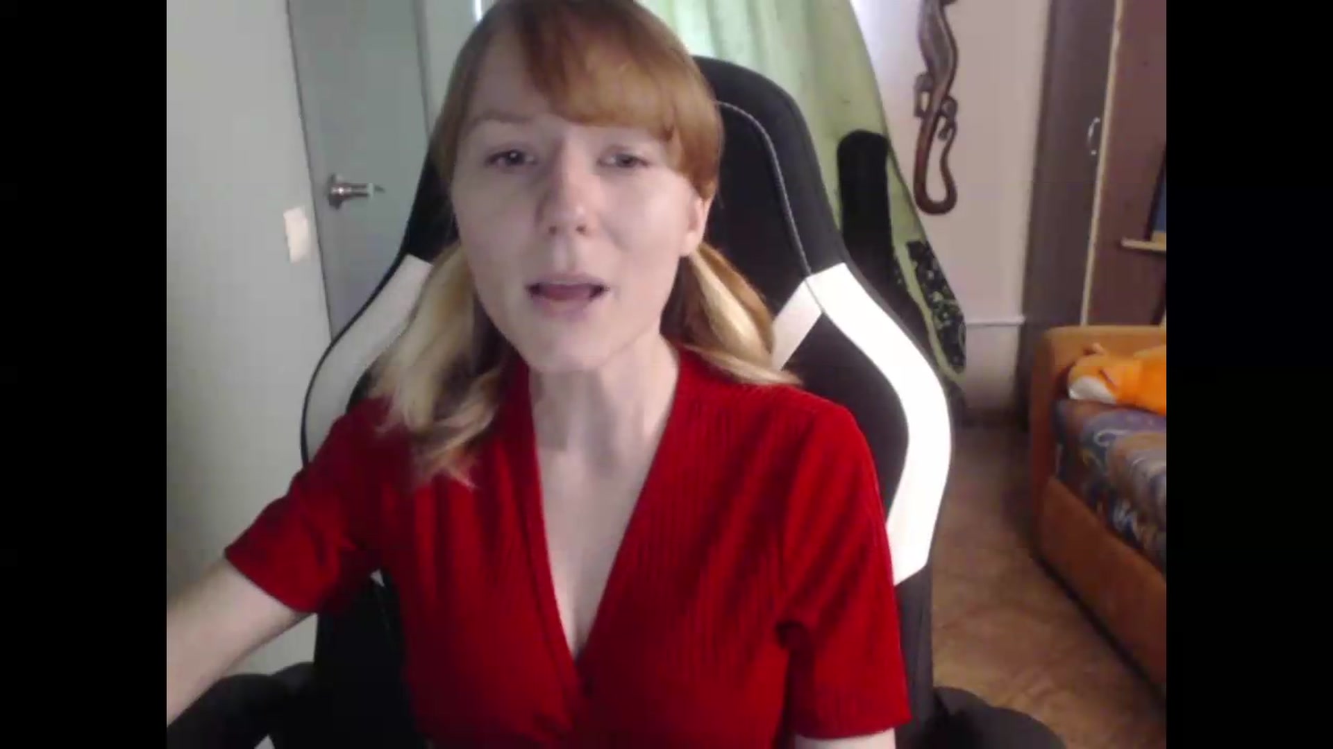 Gallery image thumbnail from NikiFoks18's myfreecams stream on, 07/15/2026, 07:40 image 2 of 20