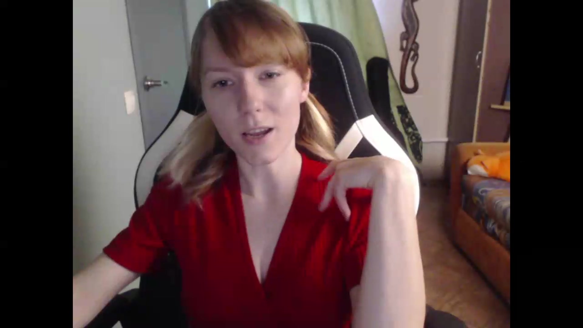 Gallery image thumbnail from NikiFoks18's myfreecams stream on, 07/15/2026, 07:40 image 10 of 20