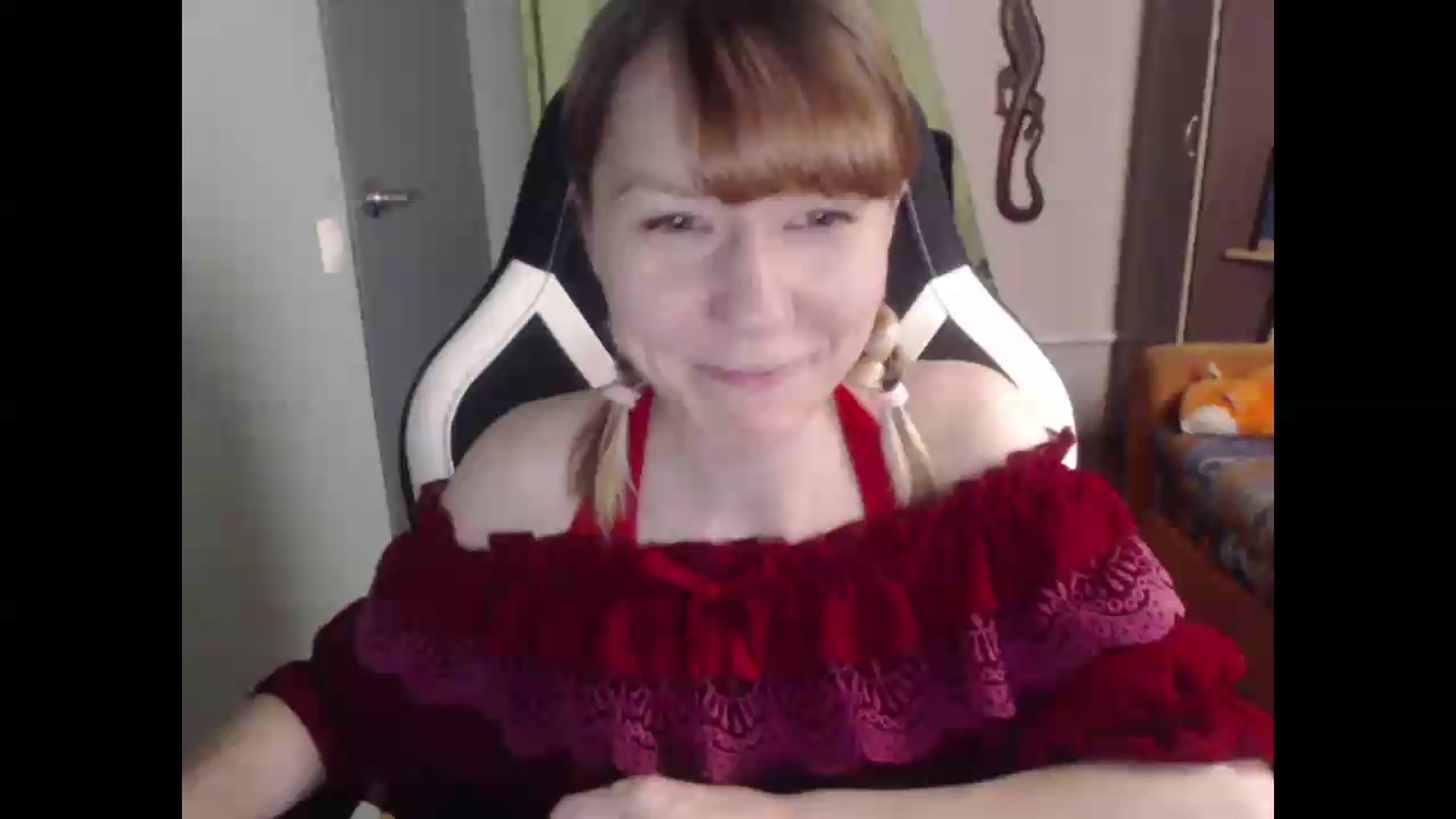 Gallery image thumbnail from NikiFoks18's myfreecams stream on, 07/16/2026, 24:58 image 13 of 20