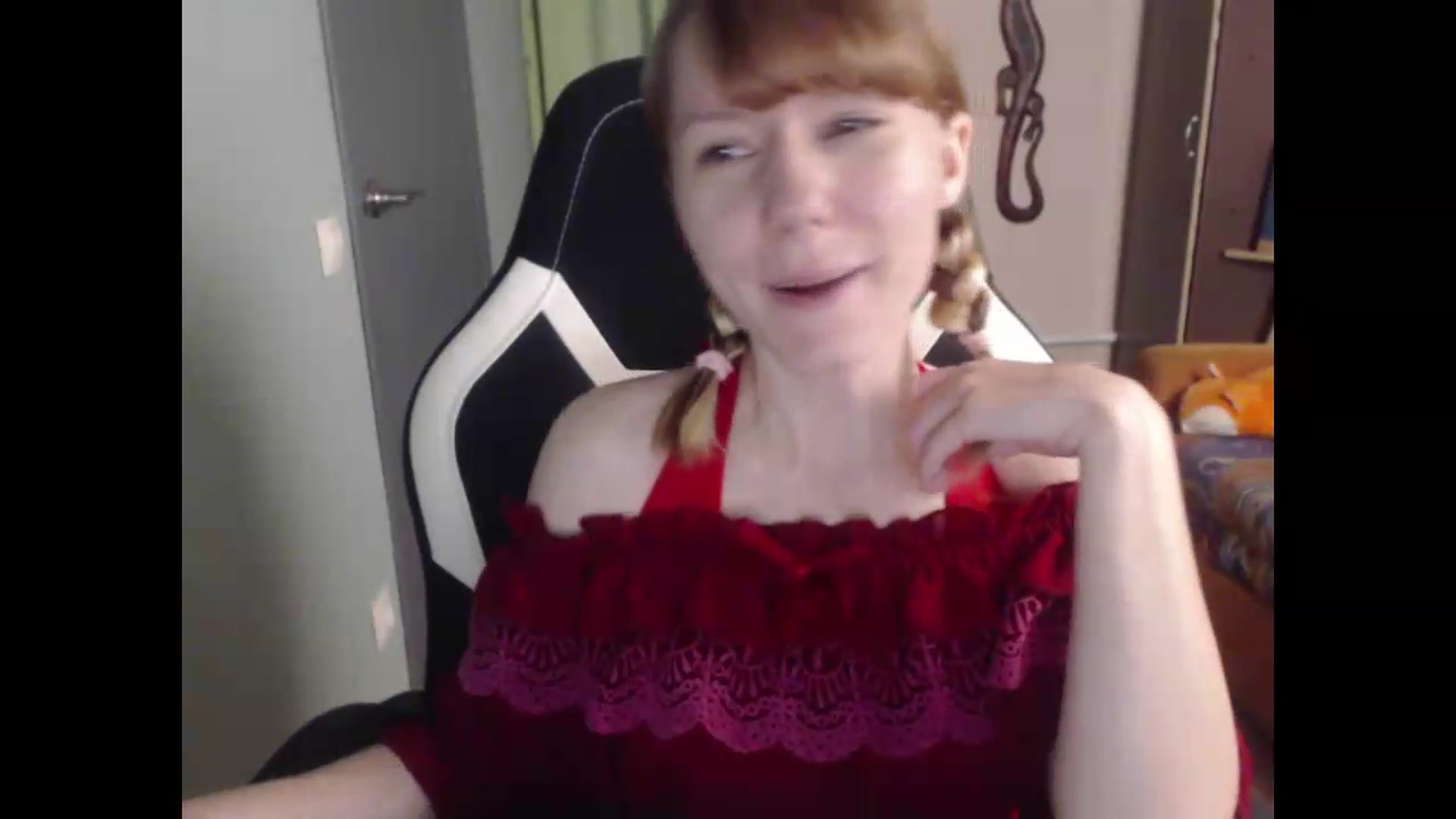 Gallery image thumbnail from NikiFoks18's myfreecams stream on, 07/16/2026, 24:58 image 12 of 20