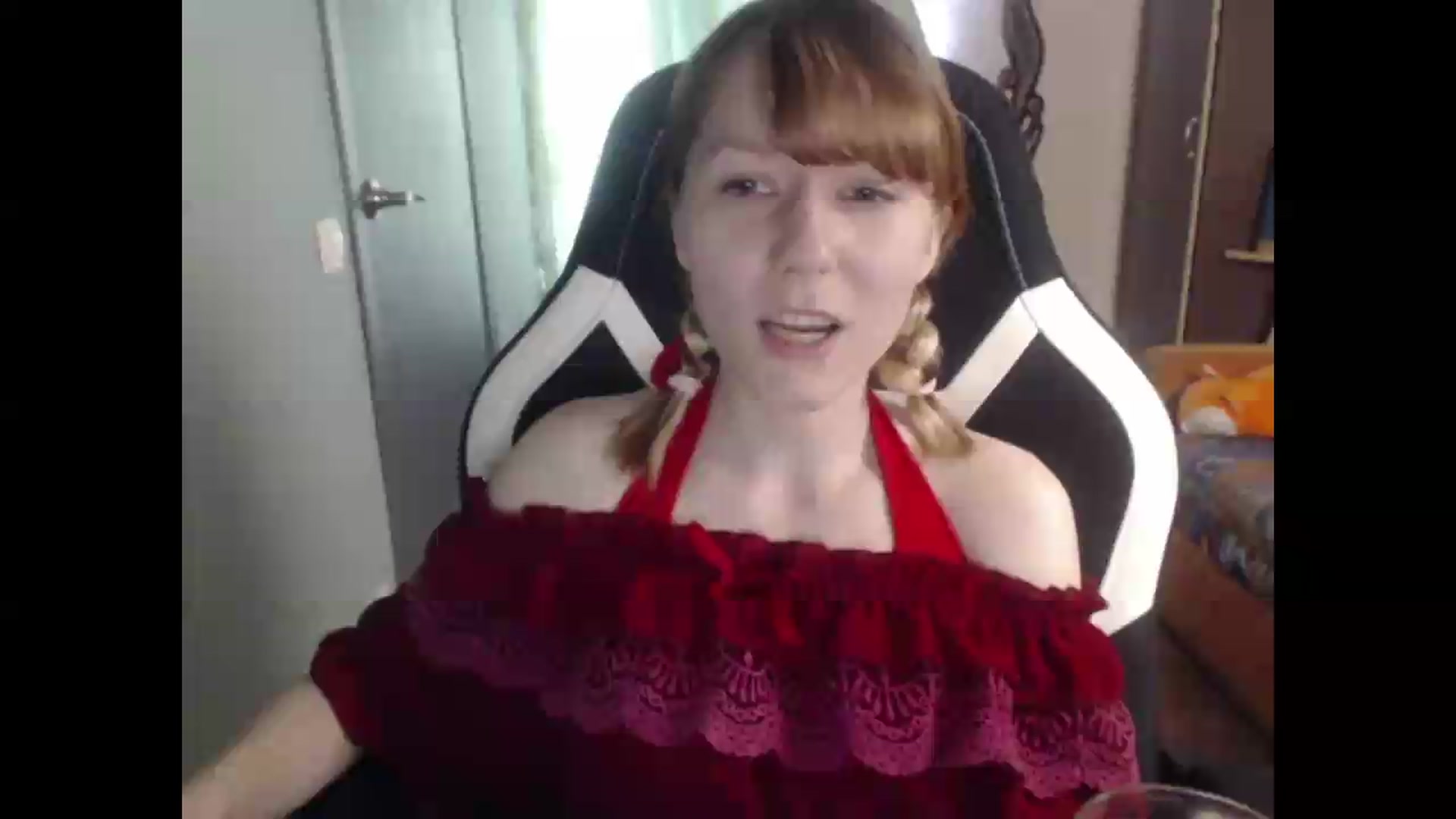 Gallery image thumbnail from NikiFoks18's myfreecams stream on, 07/16/2026, 03:25 image 14 of 20
