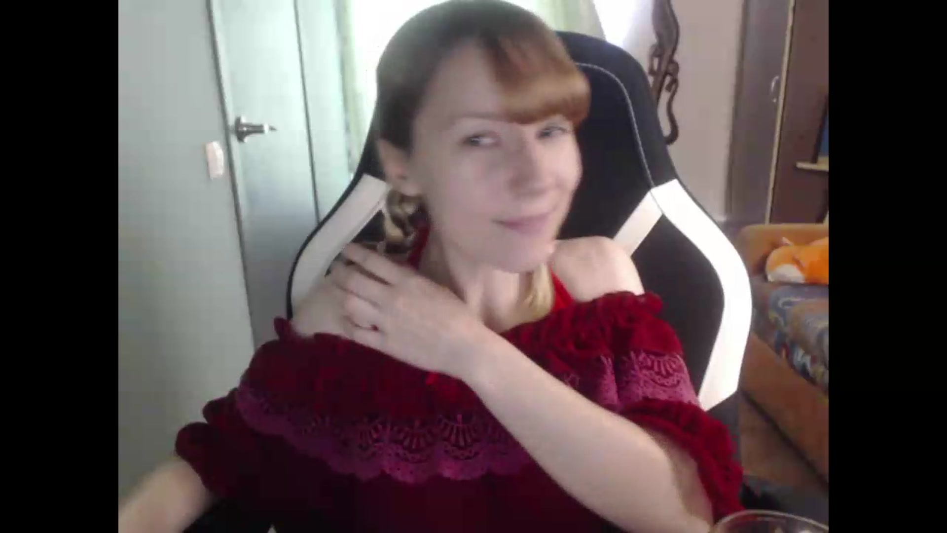 Gallery image thumbnail from NikiFoks18's myfreecams stream on, 07/16/2026, 03:25 image 8 of 20