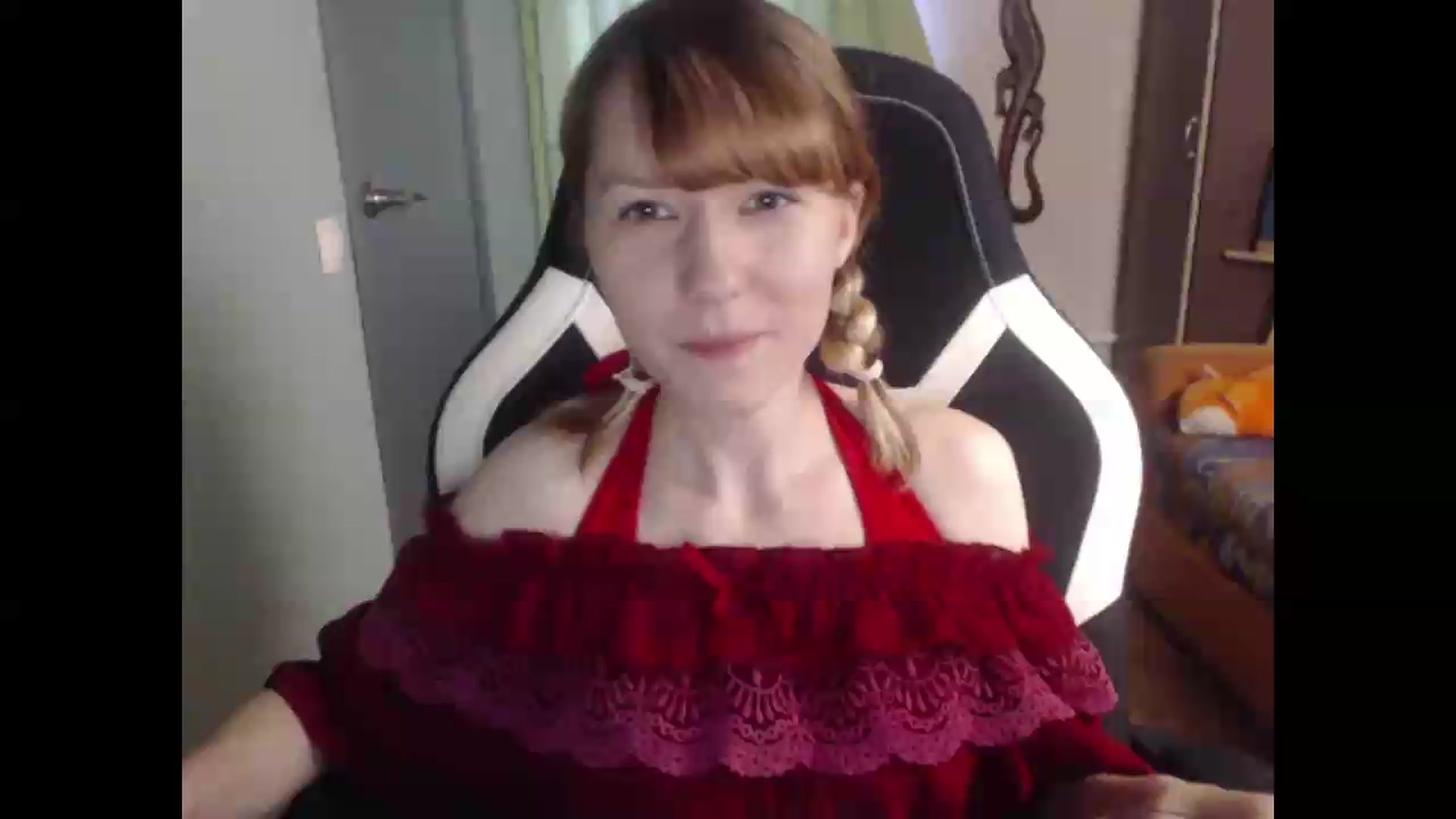 Gallery image thumbnail from NikiFoks18's myfreecams stream on, 07/16/2026, 03:25 image 1 of 20