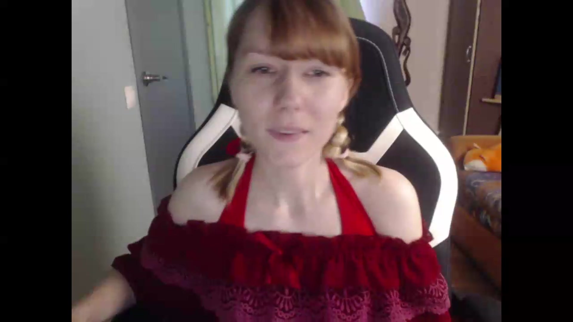 Gallery image thumbnail from NikiFoks18's myfreecams stream on, 07/16/2026, 03:25 image 3 of 20