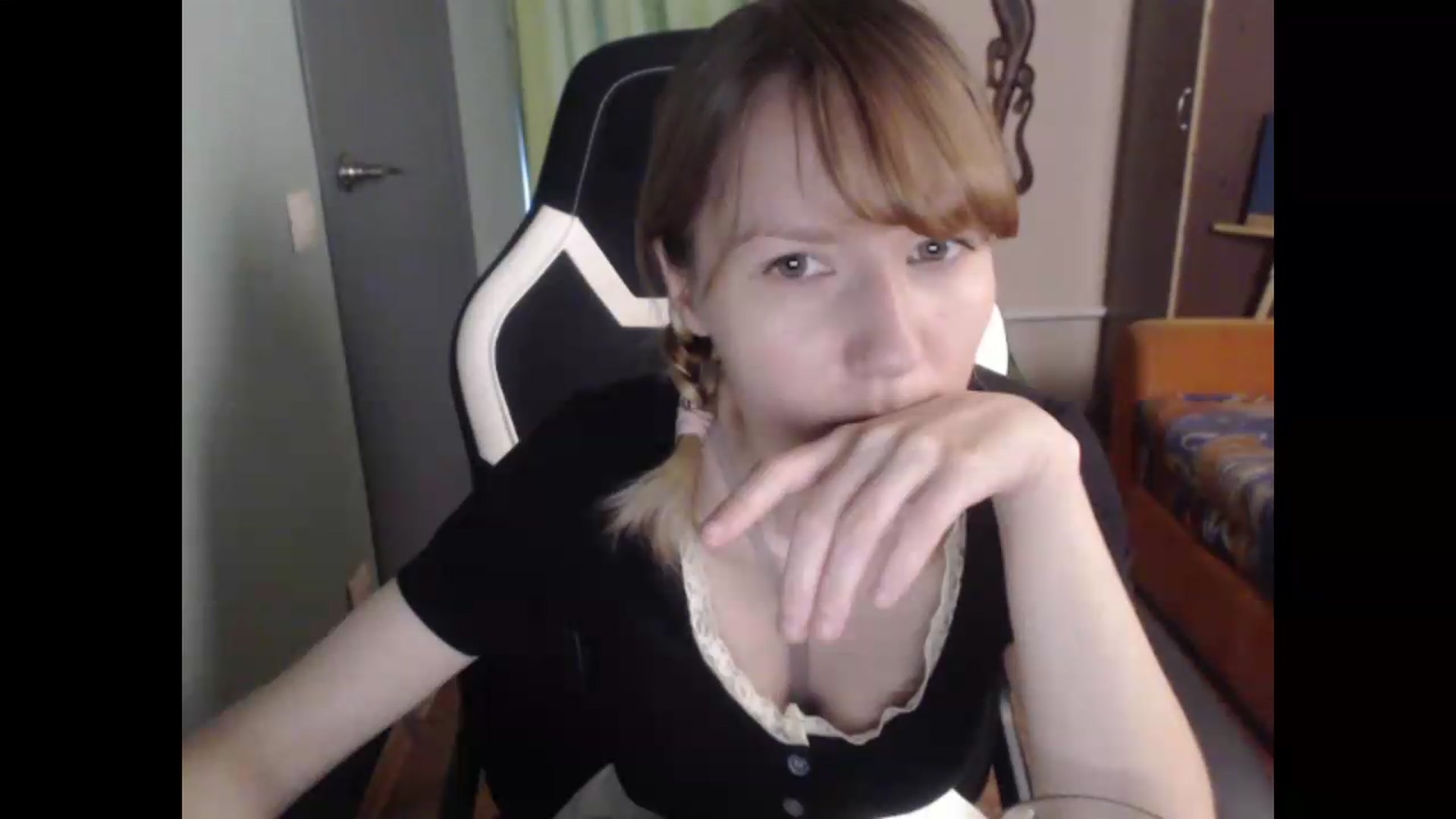 Gallery image thumbnail from NikiFoks18's myfreecams stream on, 07/17/2026, 02:41 image 19 of 20