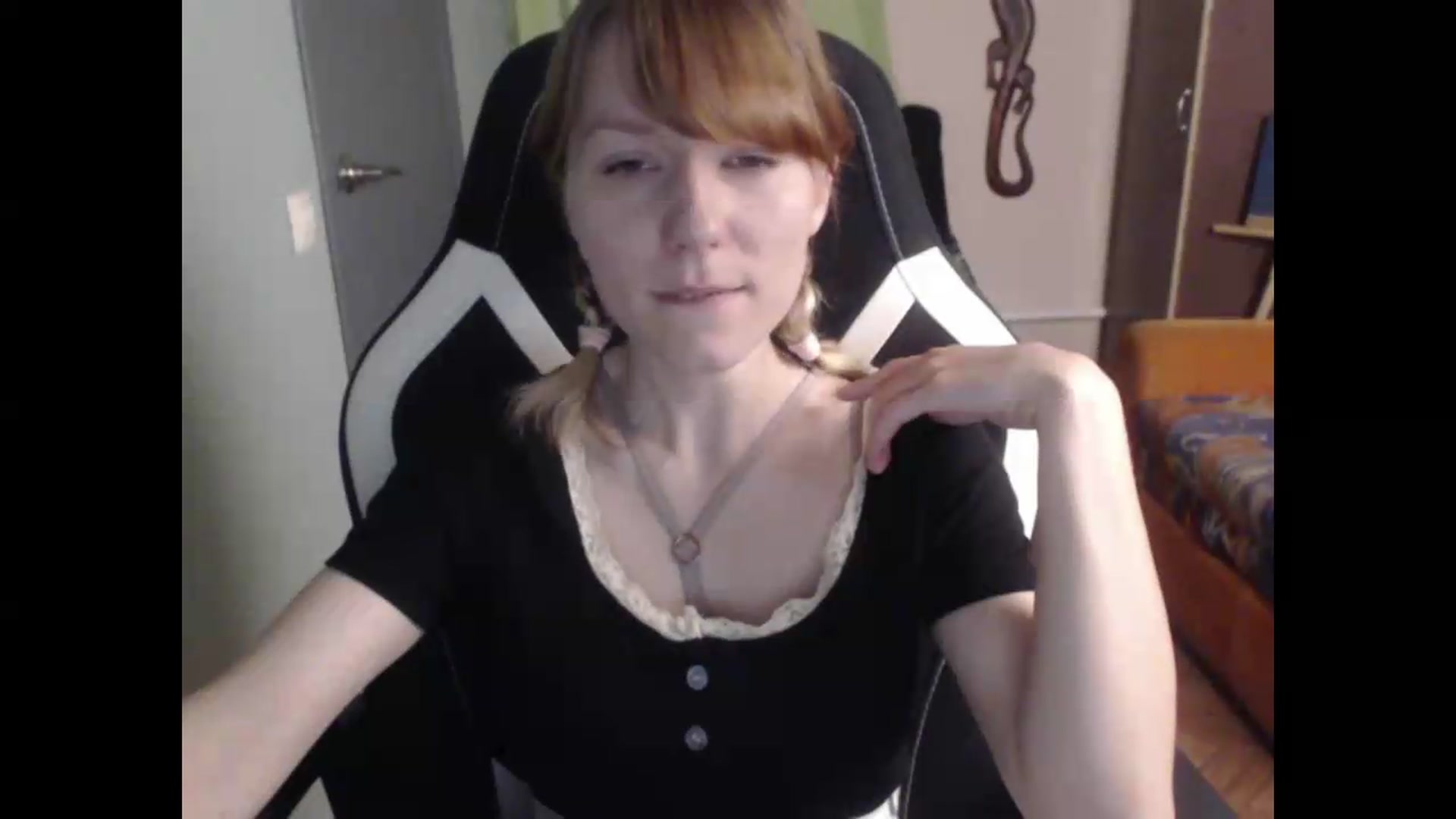 Gallery image thumbnail from NikiFoks18's myfreecams stream on, 07/17/2026, 02:41 image 7 of 20