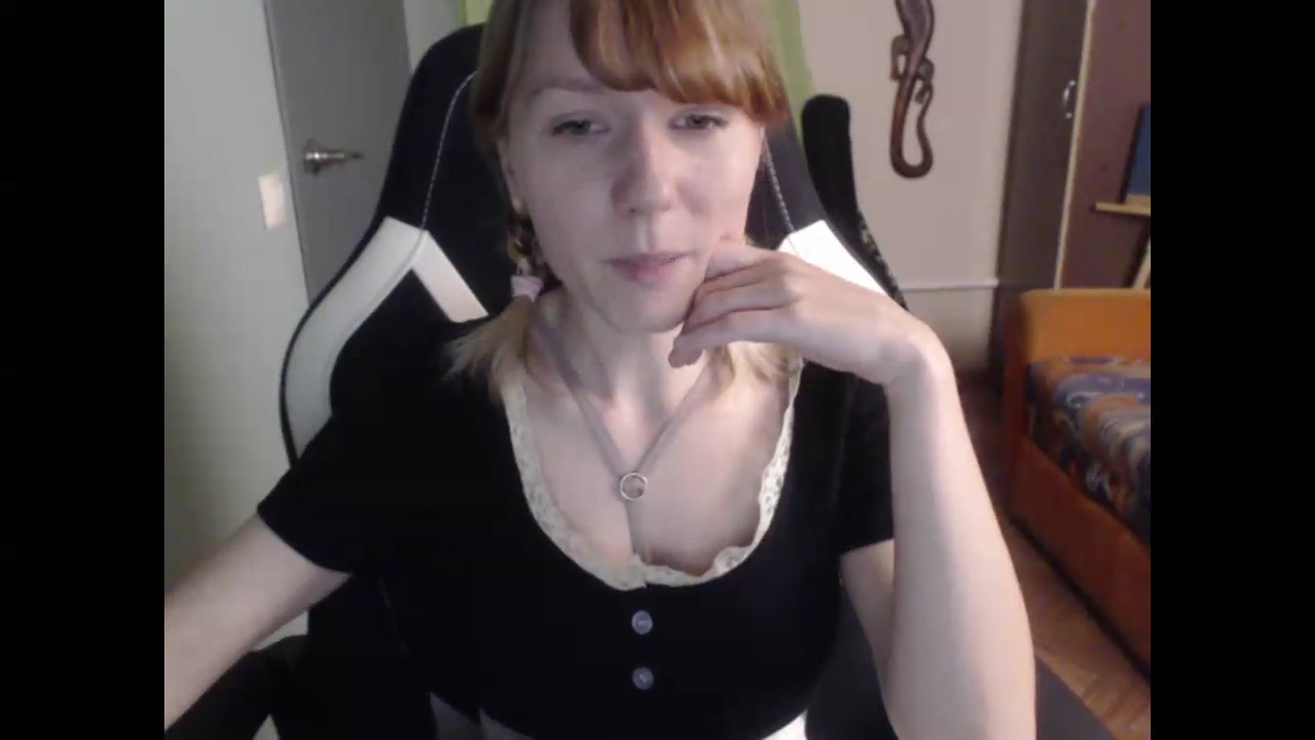 Gallery image thumbnail from NikiFoks18's myfreecams stream on, 07/17/2026, 02:41 image 2 of 20