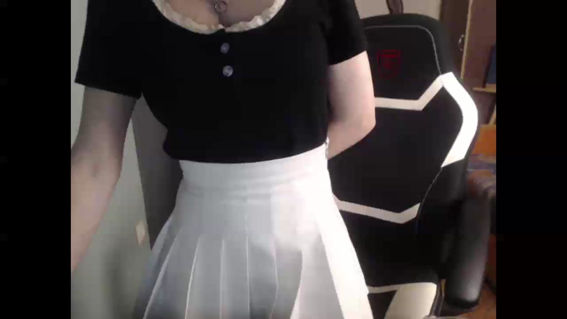 Gallery image thumbnail from NikiFoks18's myfreecams stream on, 07/17/2026, 02:41 image 12 of 20